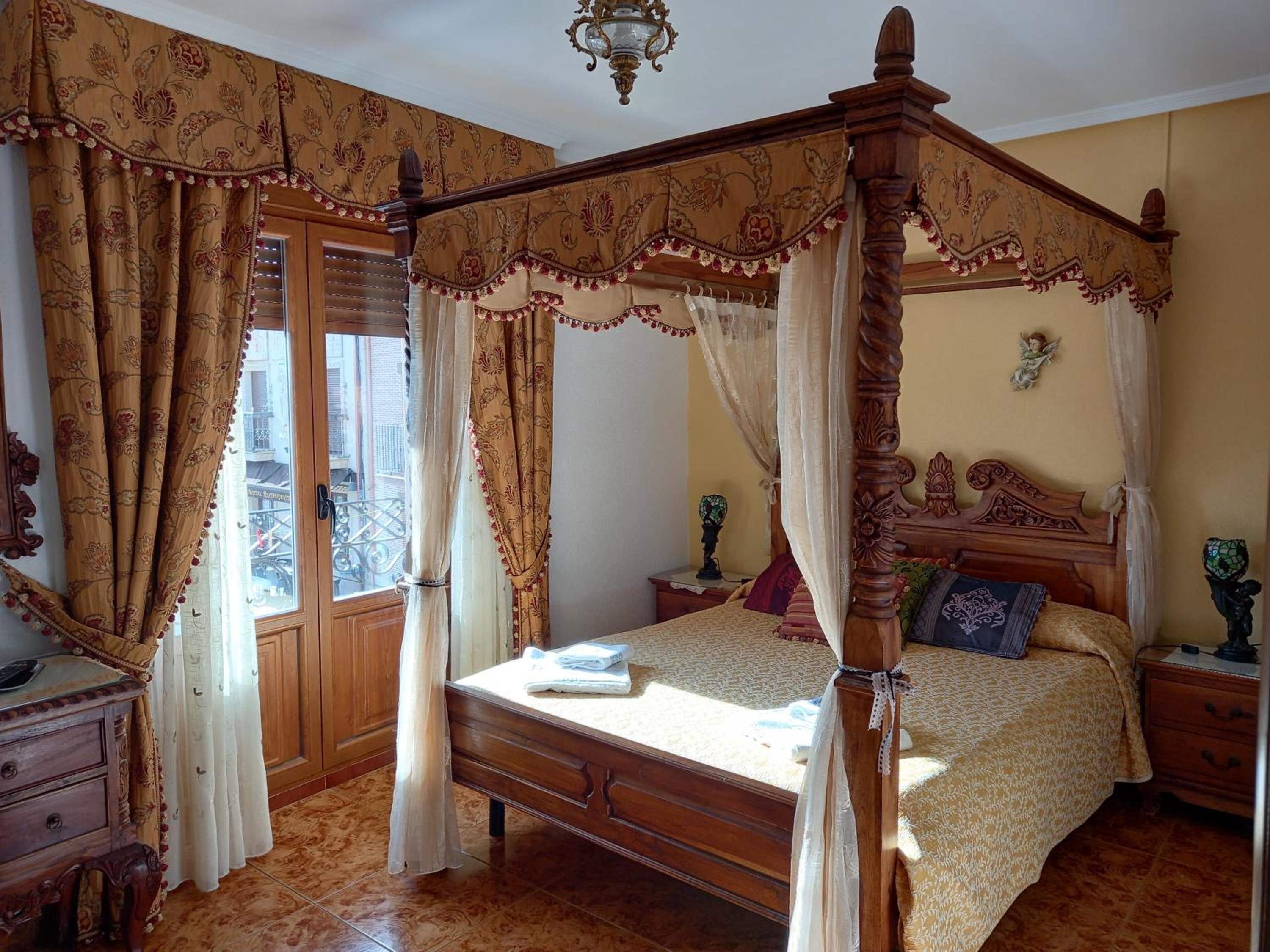 Habitación Doble con Baño Privado