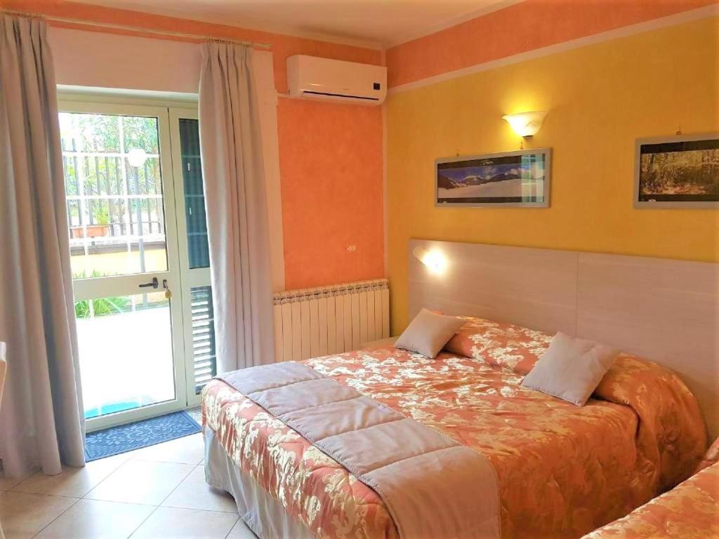 Triple Room - Photo 5