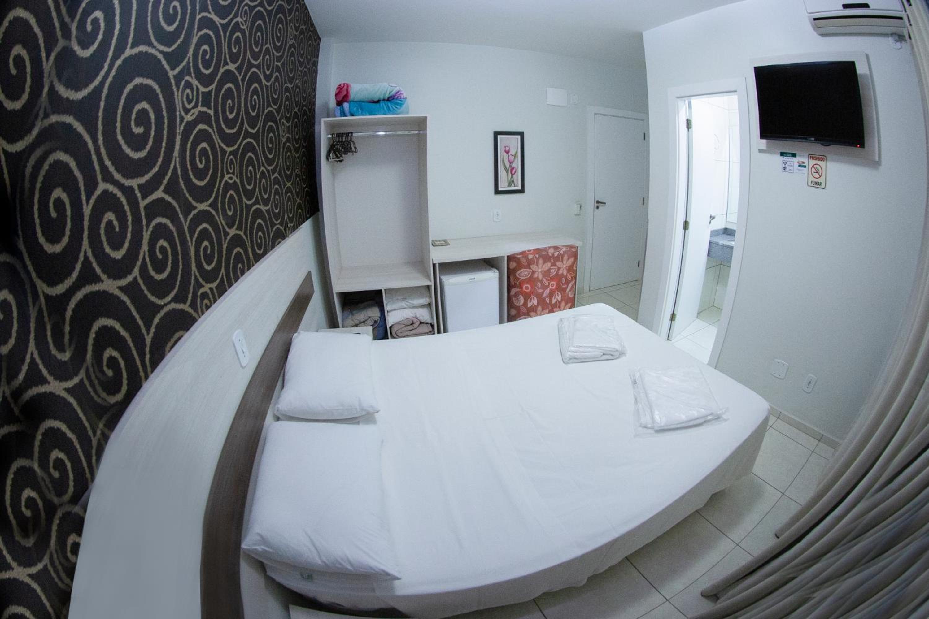 Double or Twin Room with Bathroom