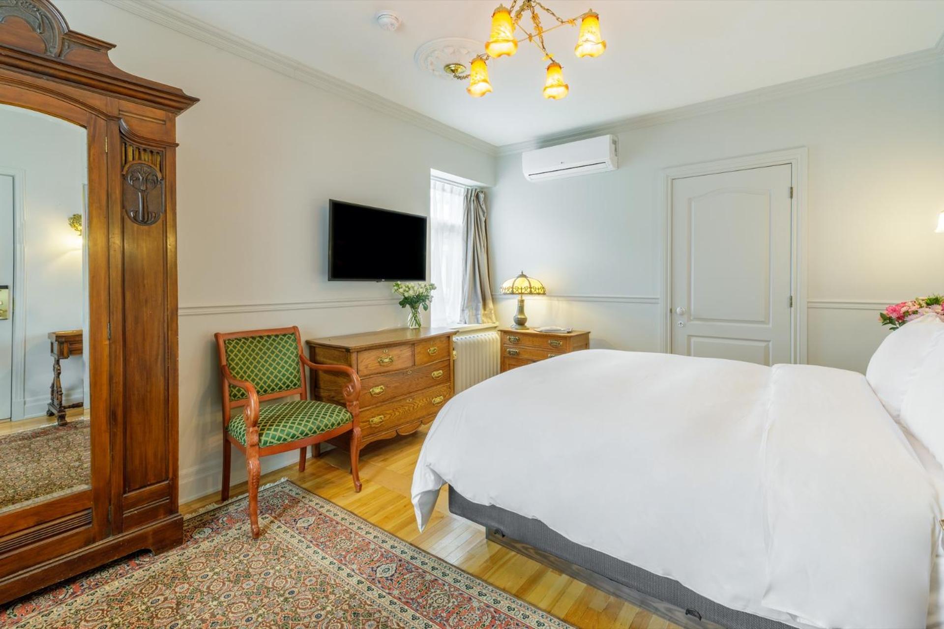 Standard Double Room - Photo 3