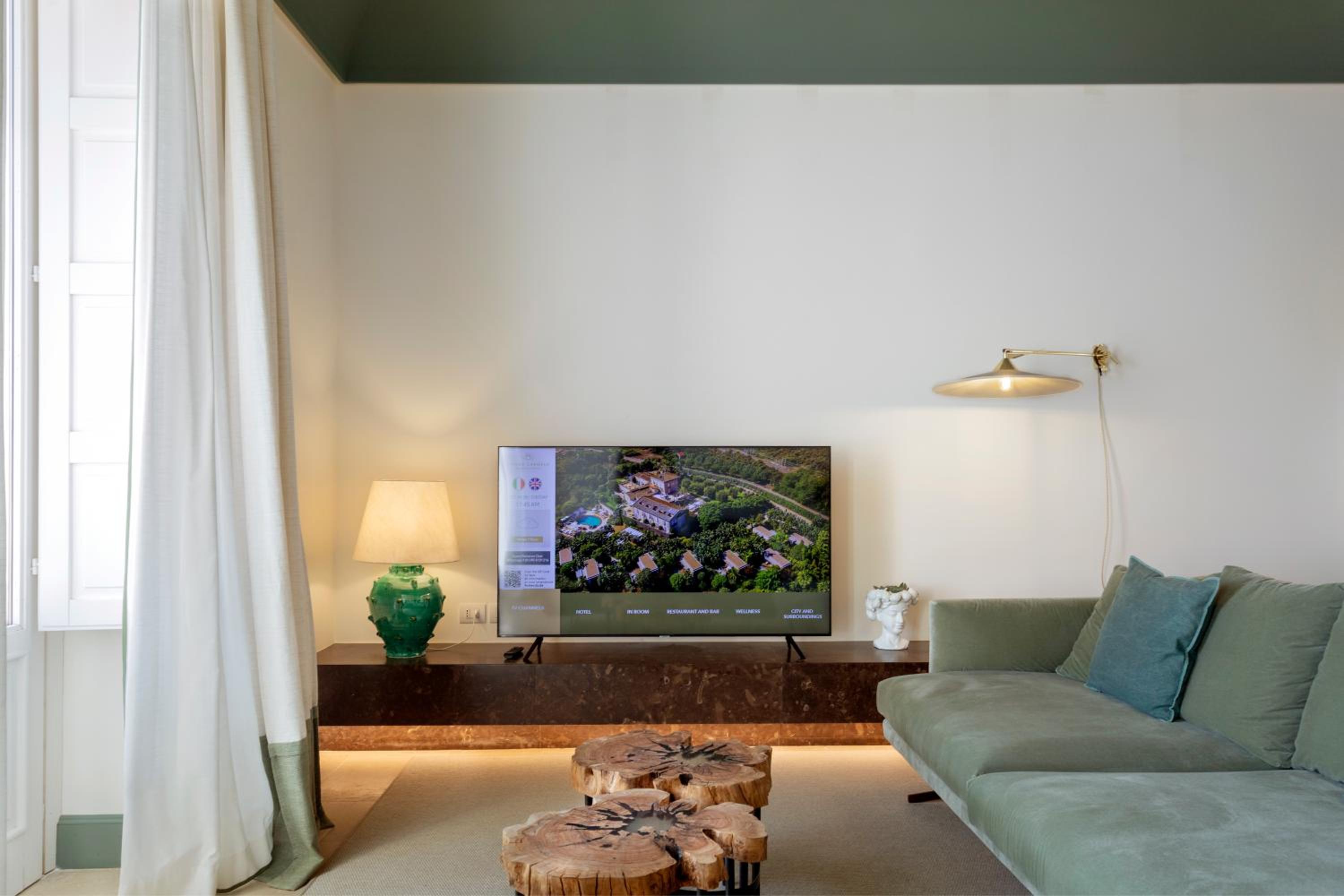 Grand Suite with Private Pool photo 2