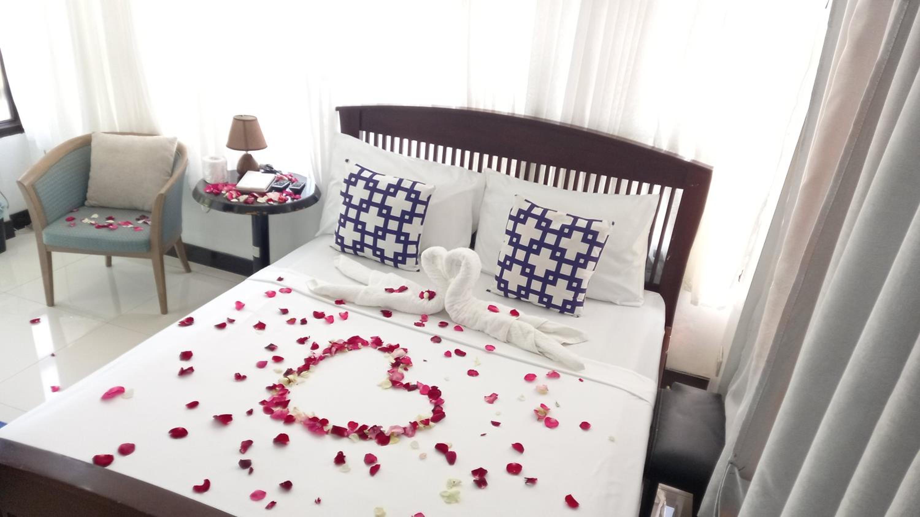 Double Room with Private Bathroom - Photo 5