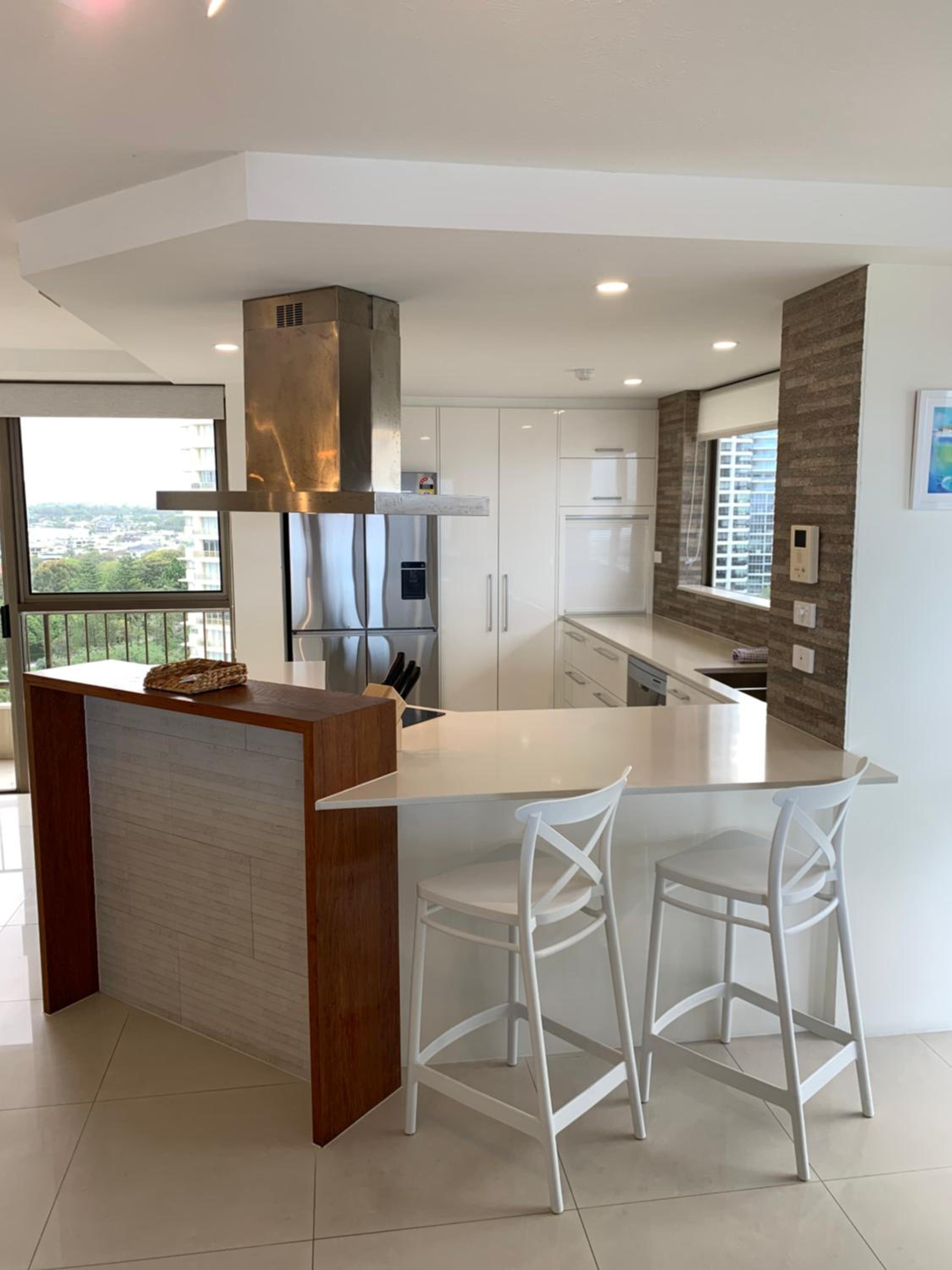 Three-Bedroom Ocean View Apartment - Photo 61