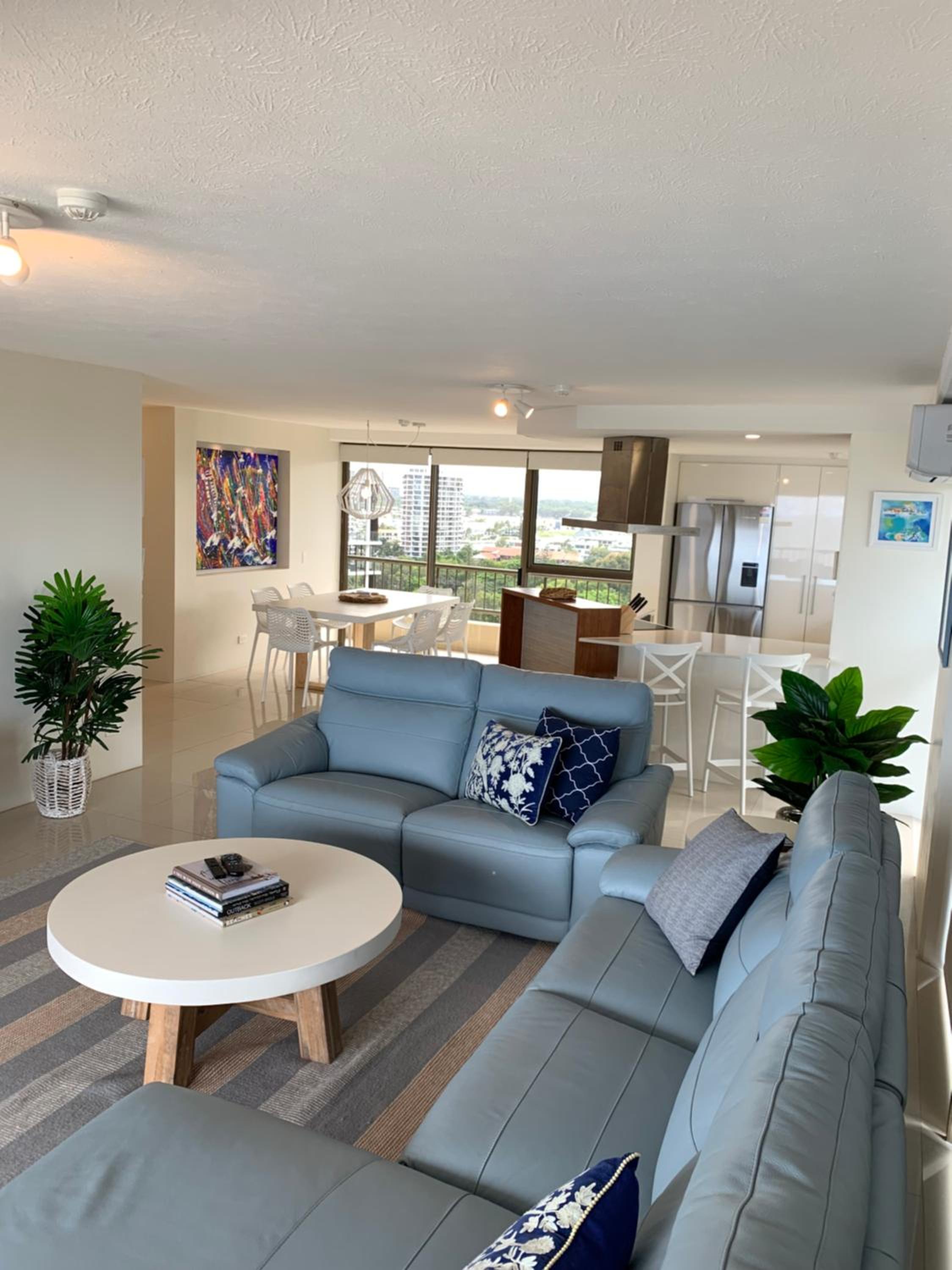 Three-Bedroom Ocean View Apartment - Photo 46