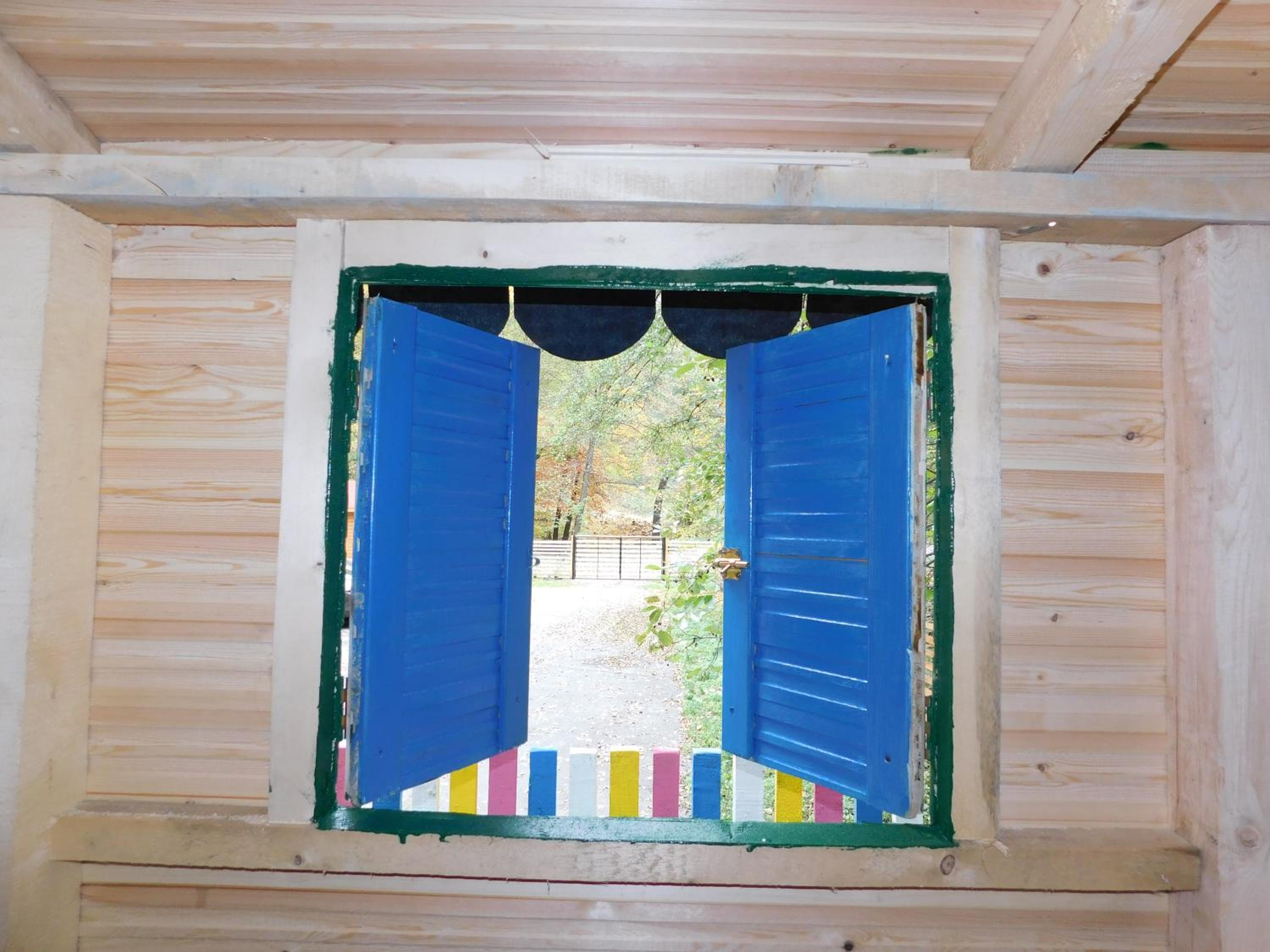 One-Bedroom House - Photo 11
