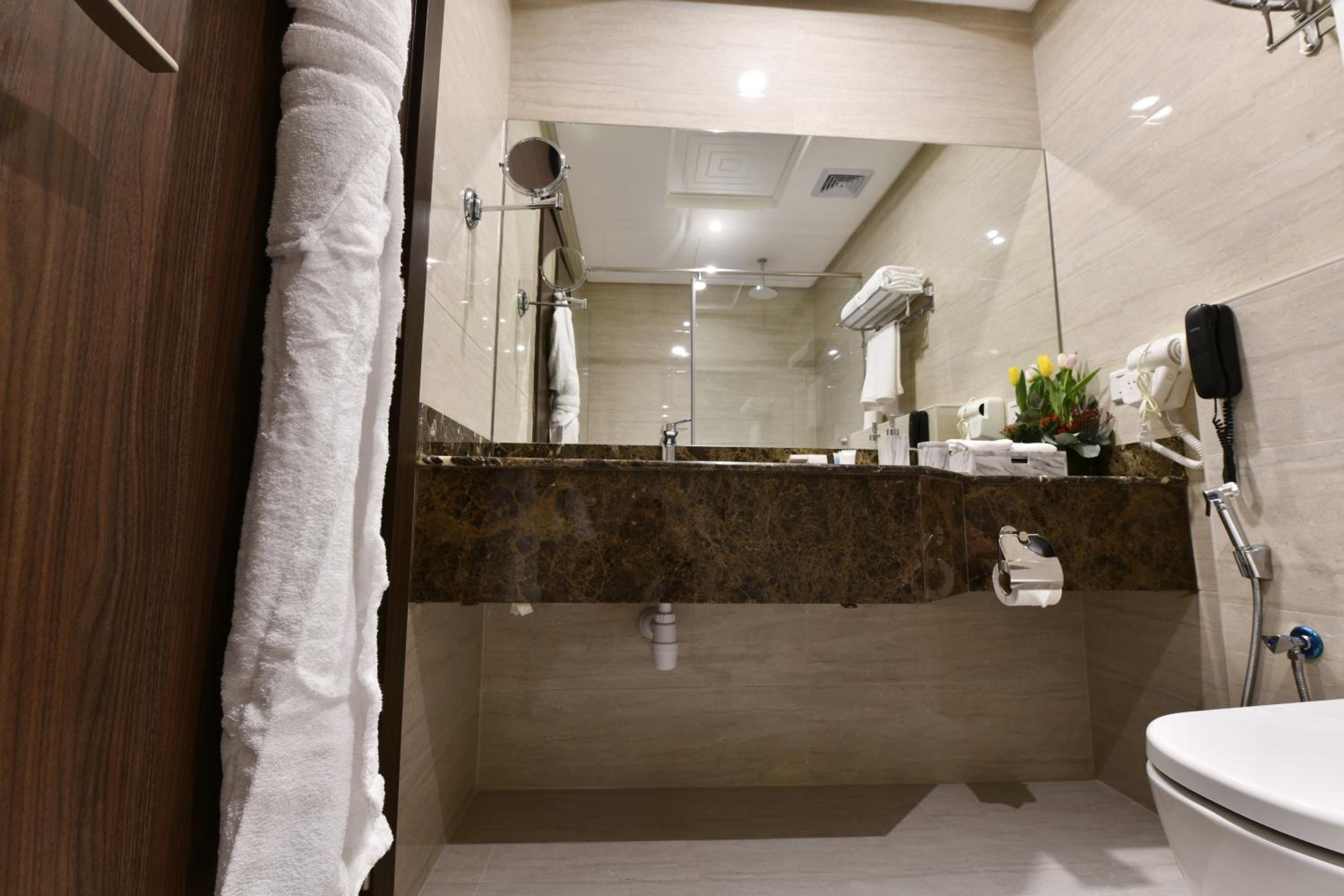 Executive Suite photo 3