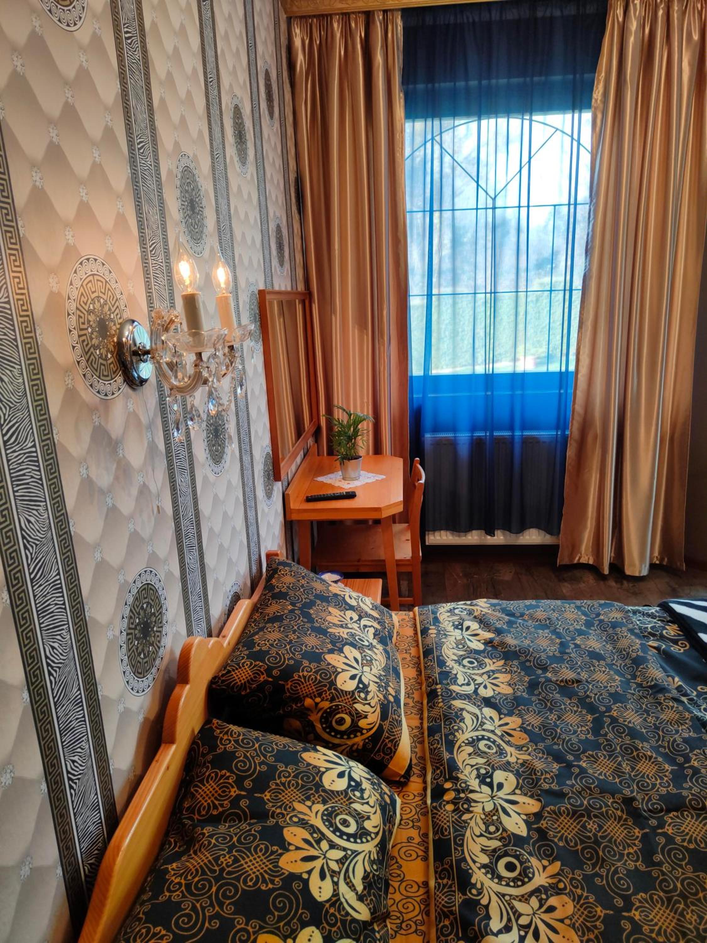 Two-Bedroom Apartment - Photo 4
