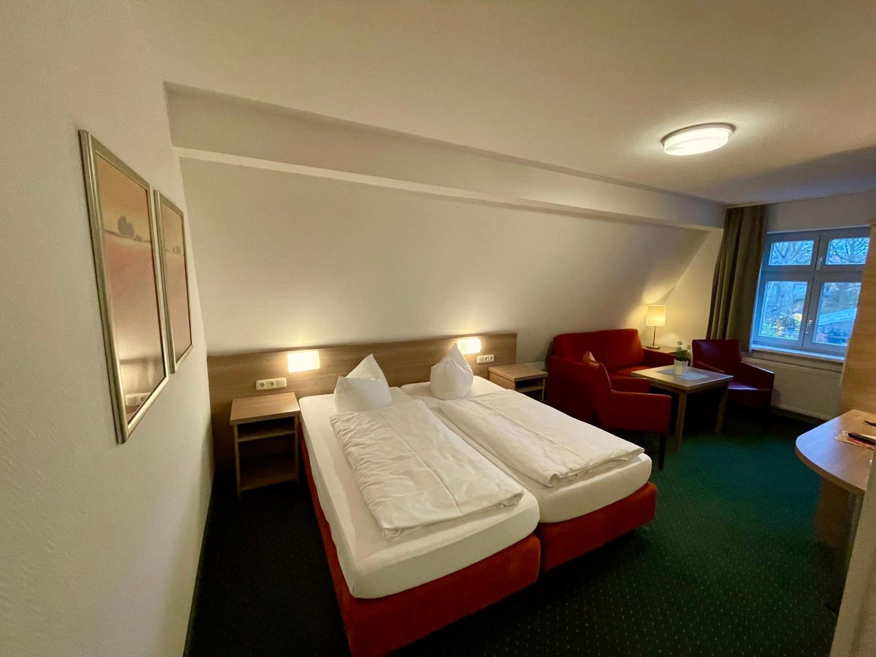 Double or Twin Room - Photo 1