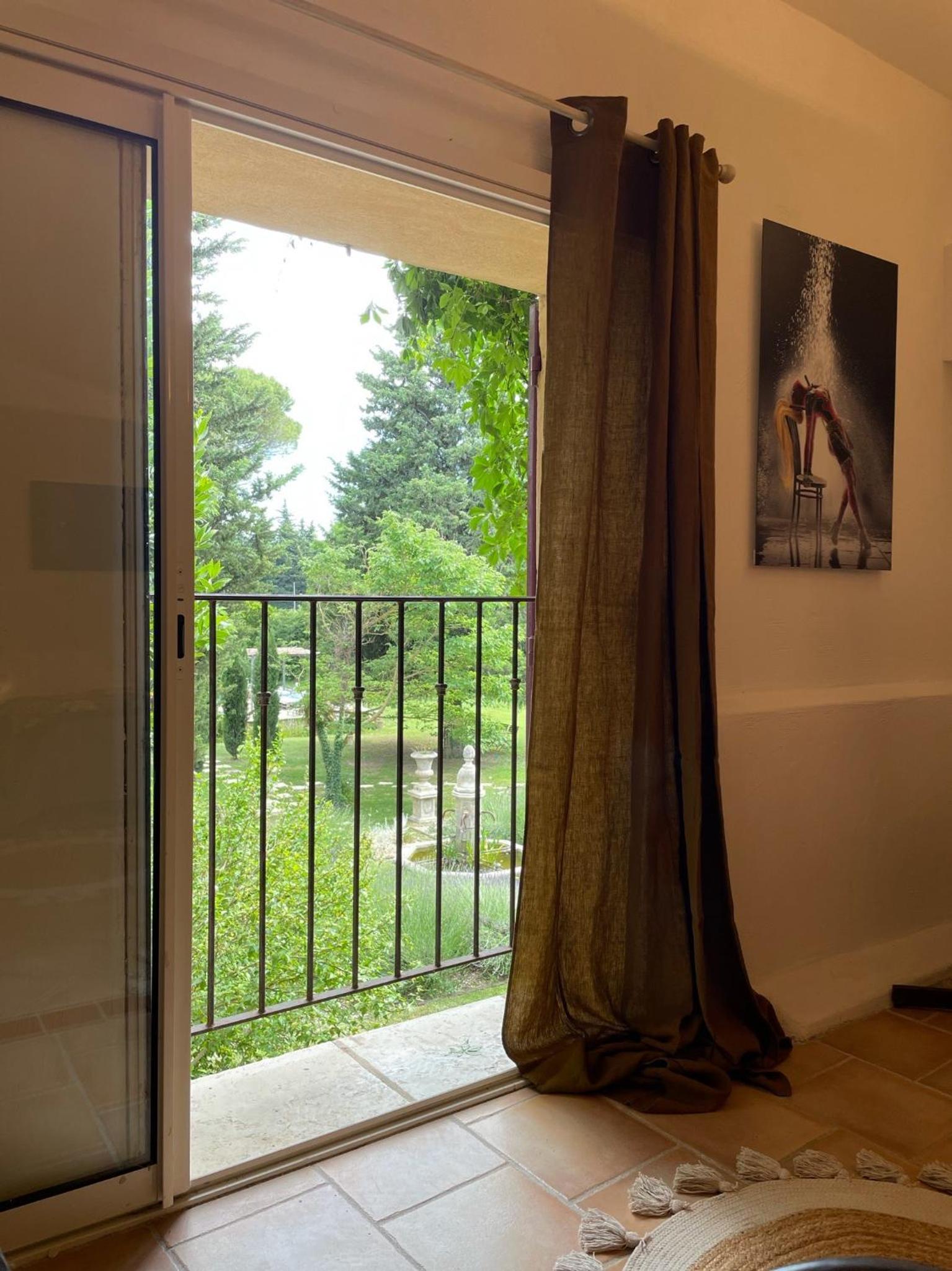 Apartment with Garden View - Photo 10