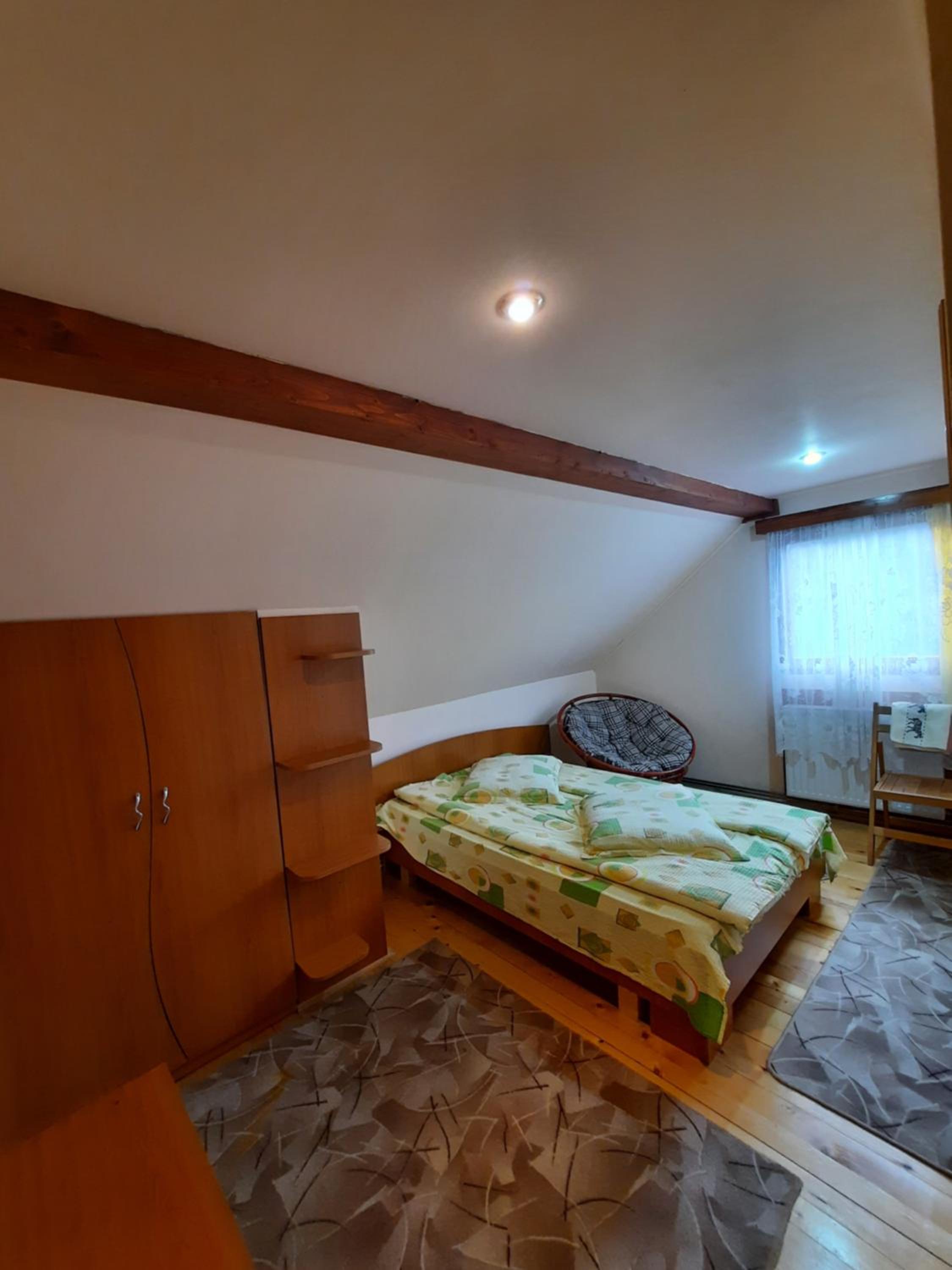 Double Room with Shared Bathroom photo 3