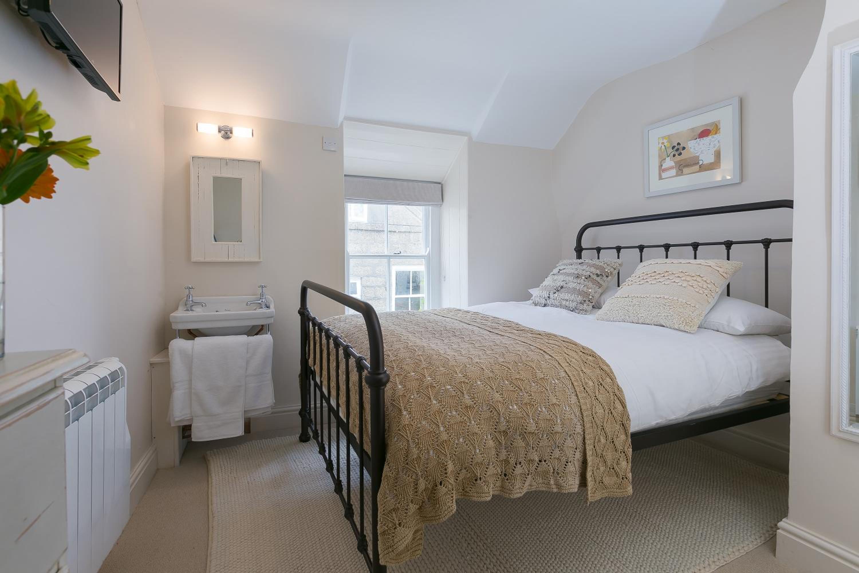 Double Room with Private External Bathroom