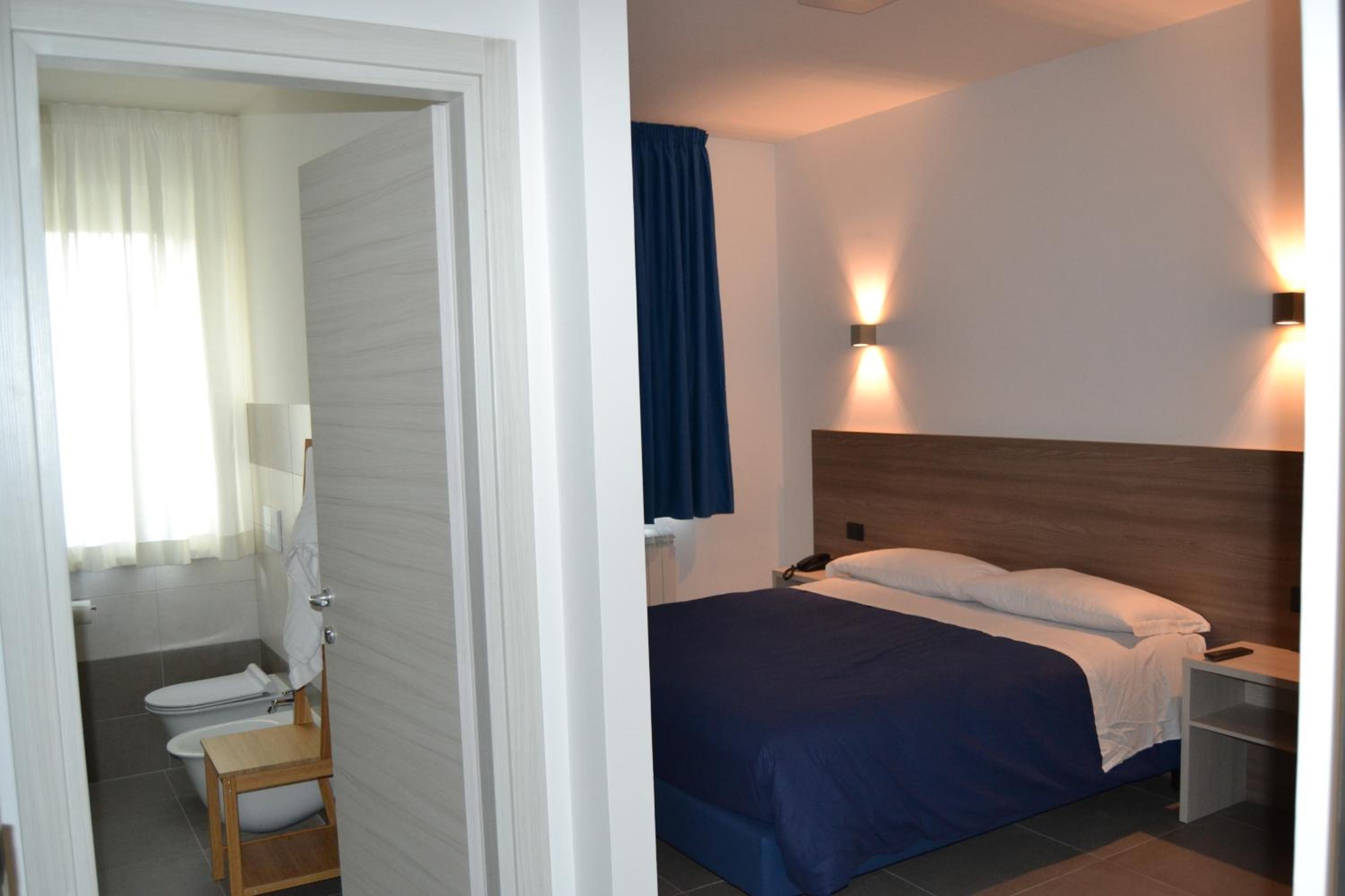 Large Single Room
