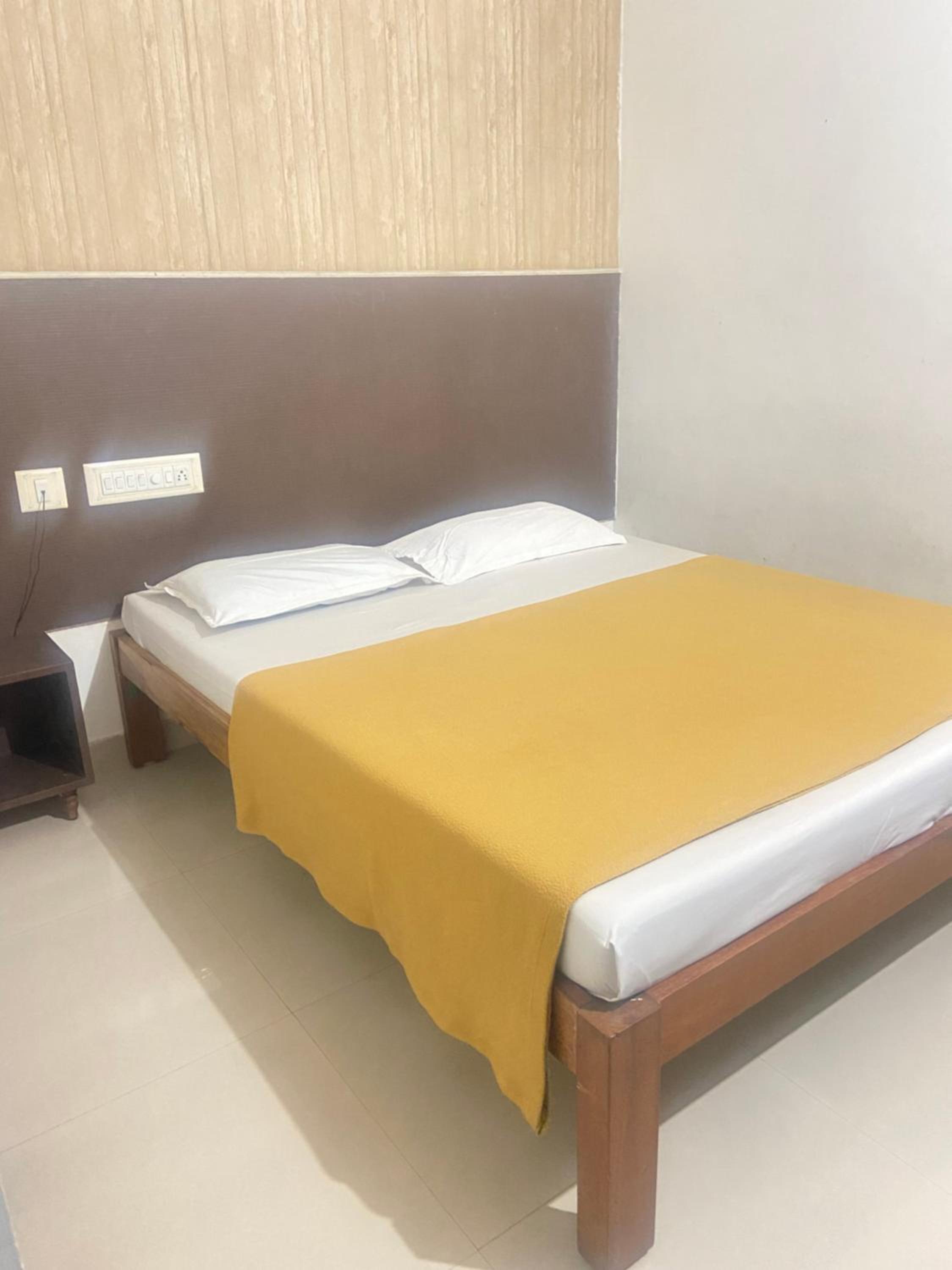 Deluxe Double Room photo 3
