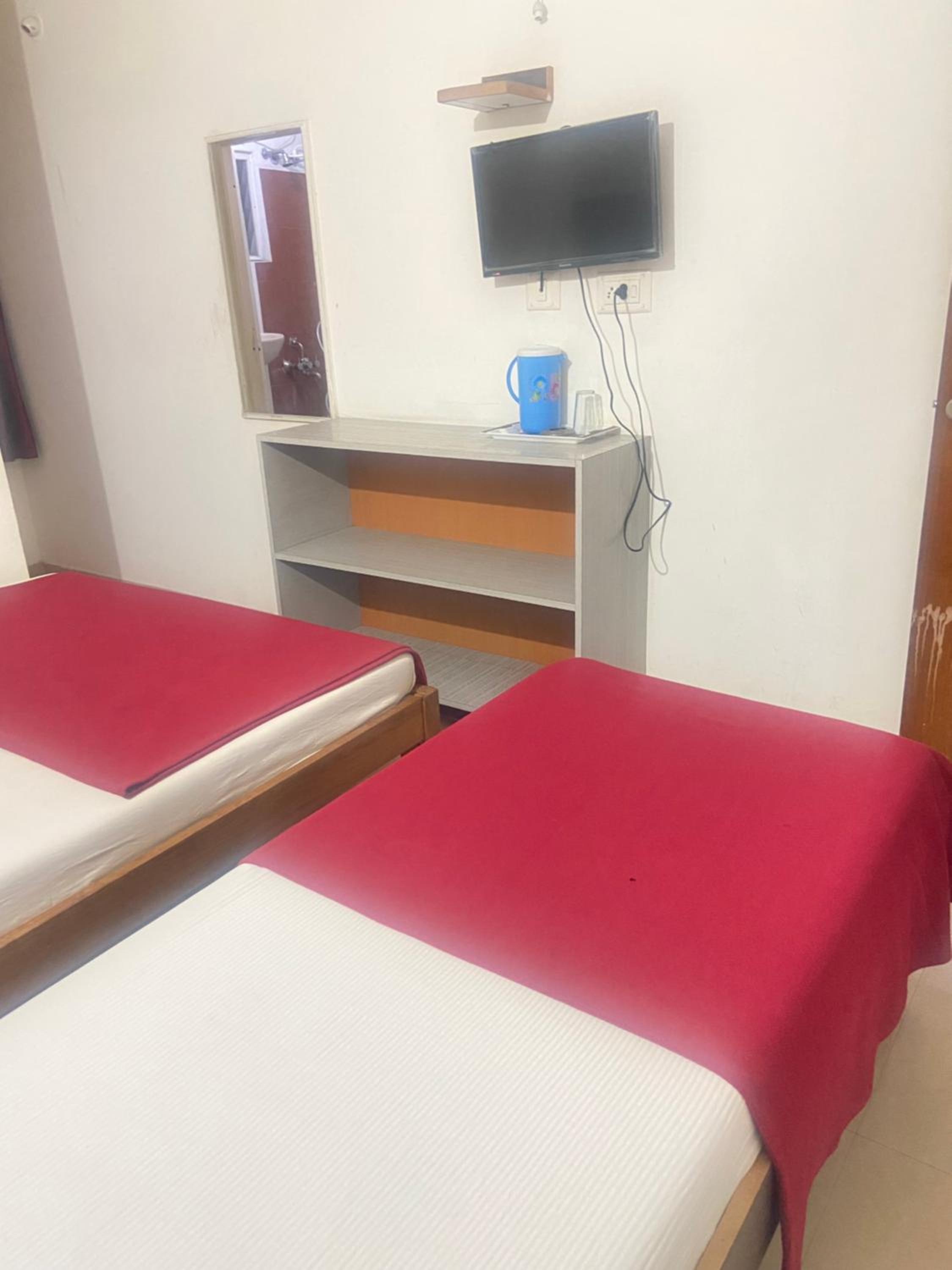 Deluxe Triple Room photo 3