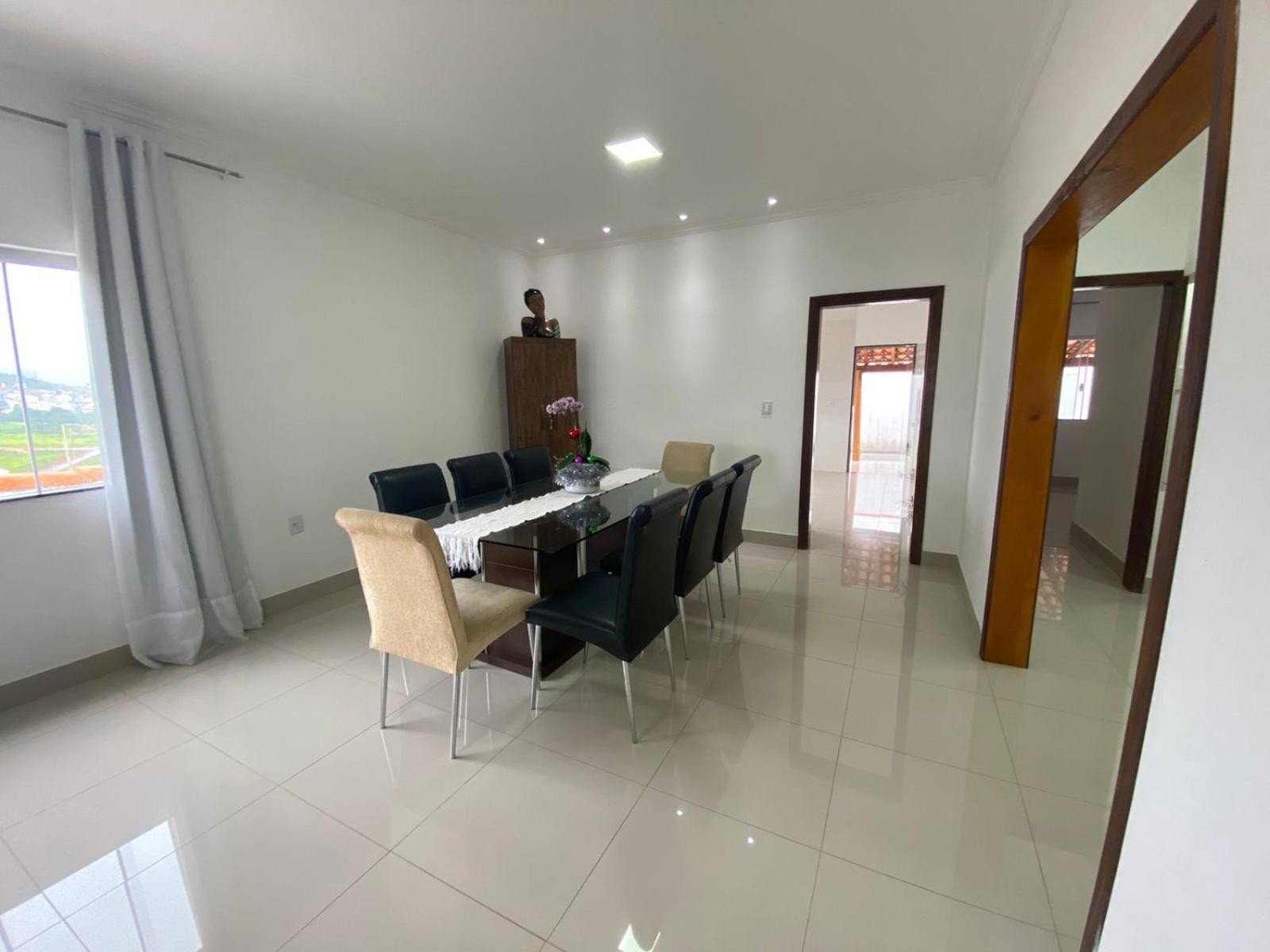 Three-Bedroom House photo 2