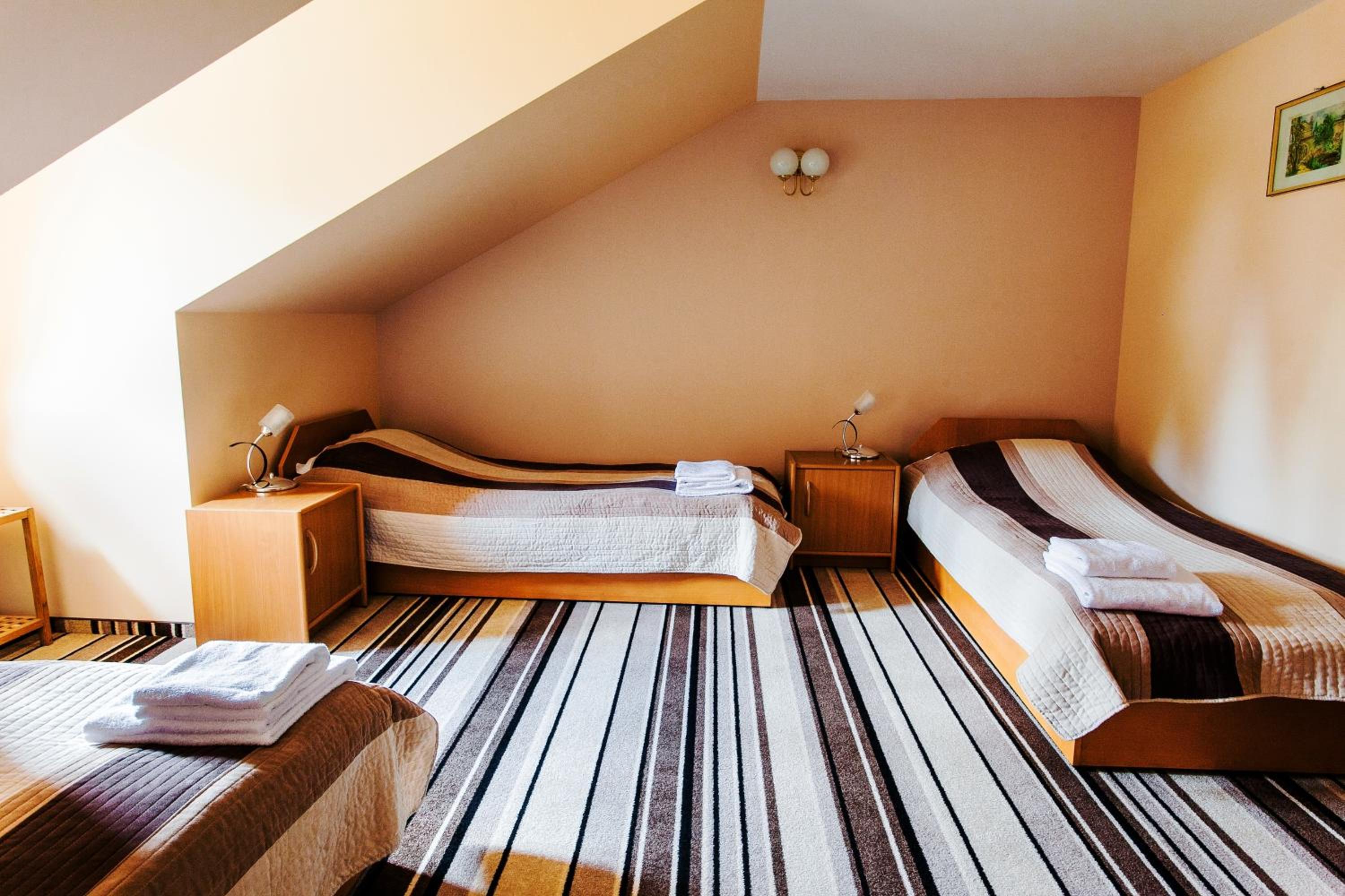Triple Room (Carriage House) photo 2