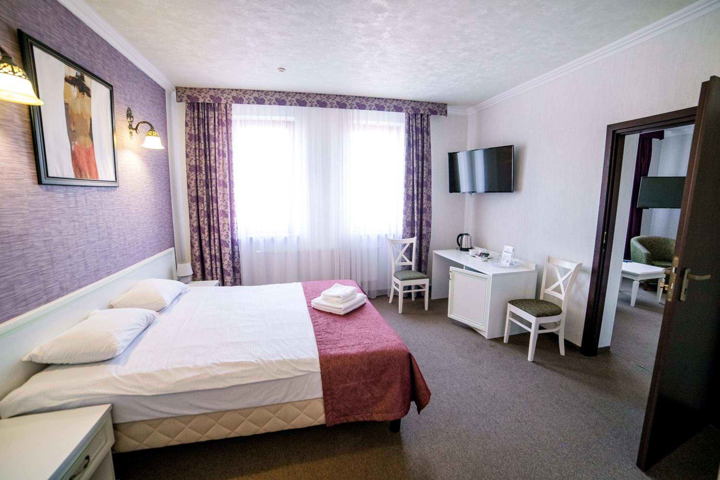 Quadruple Room with Private Bathroom photo 1