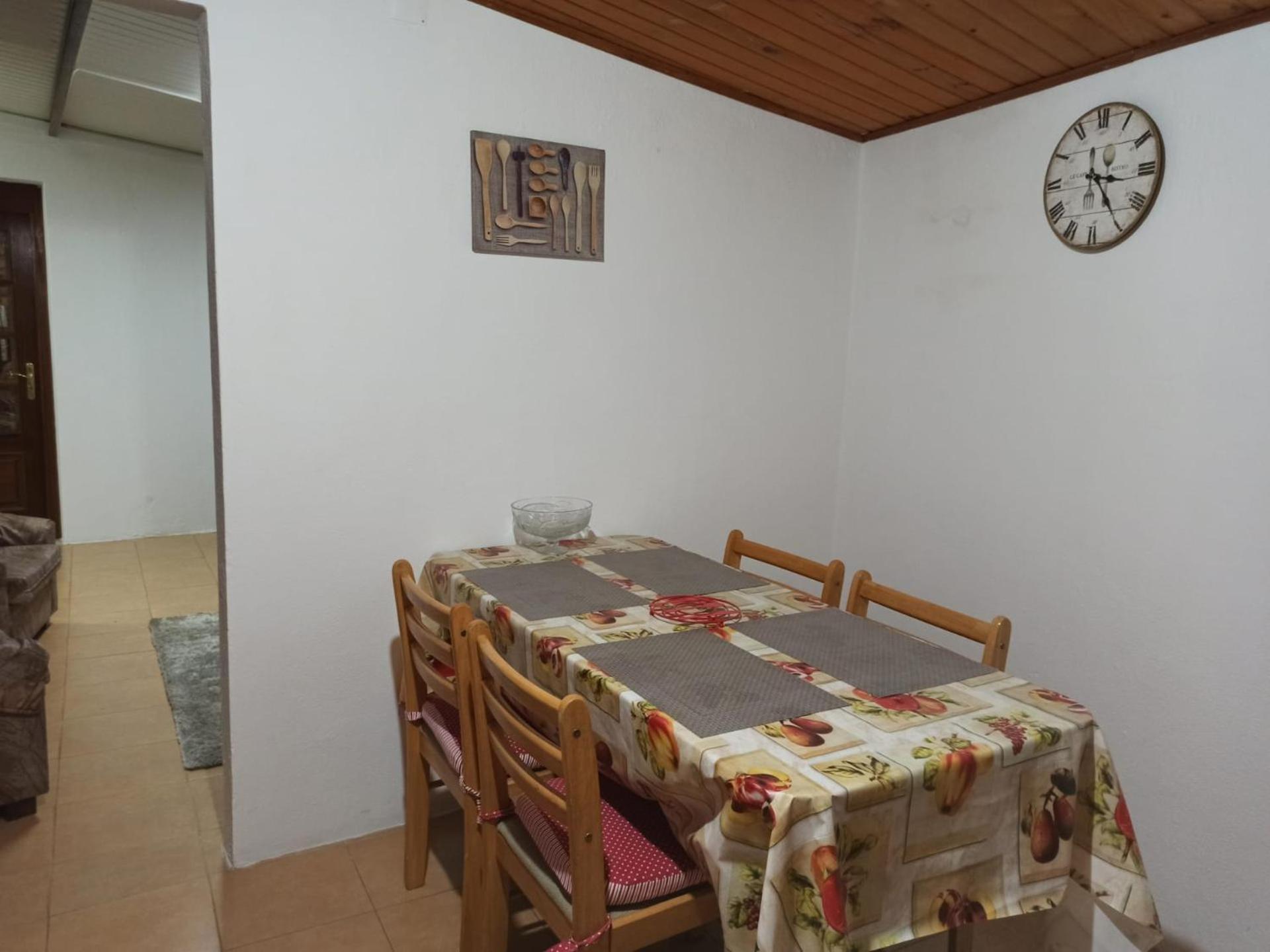One-Bedroom House photo 2