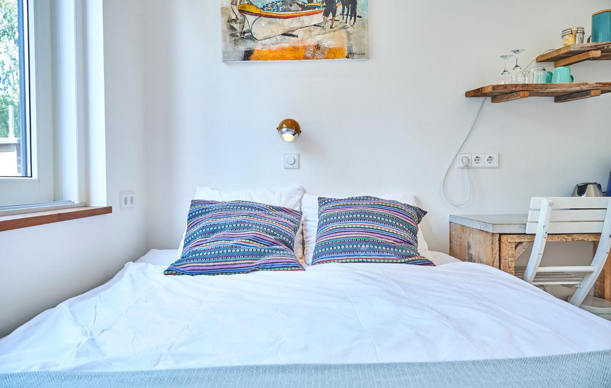 Studio Apartment photo 2