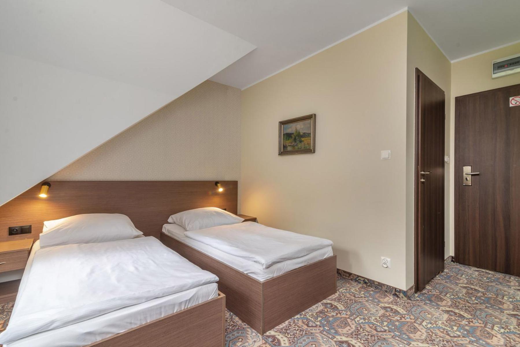 Economy Double Room - Photo 2