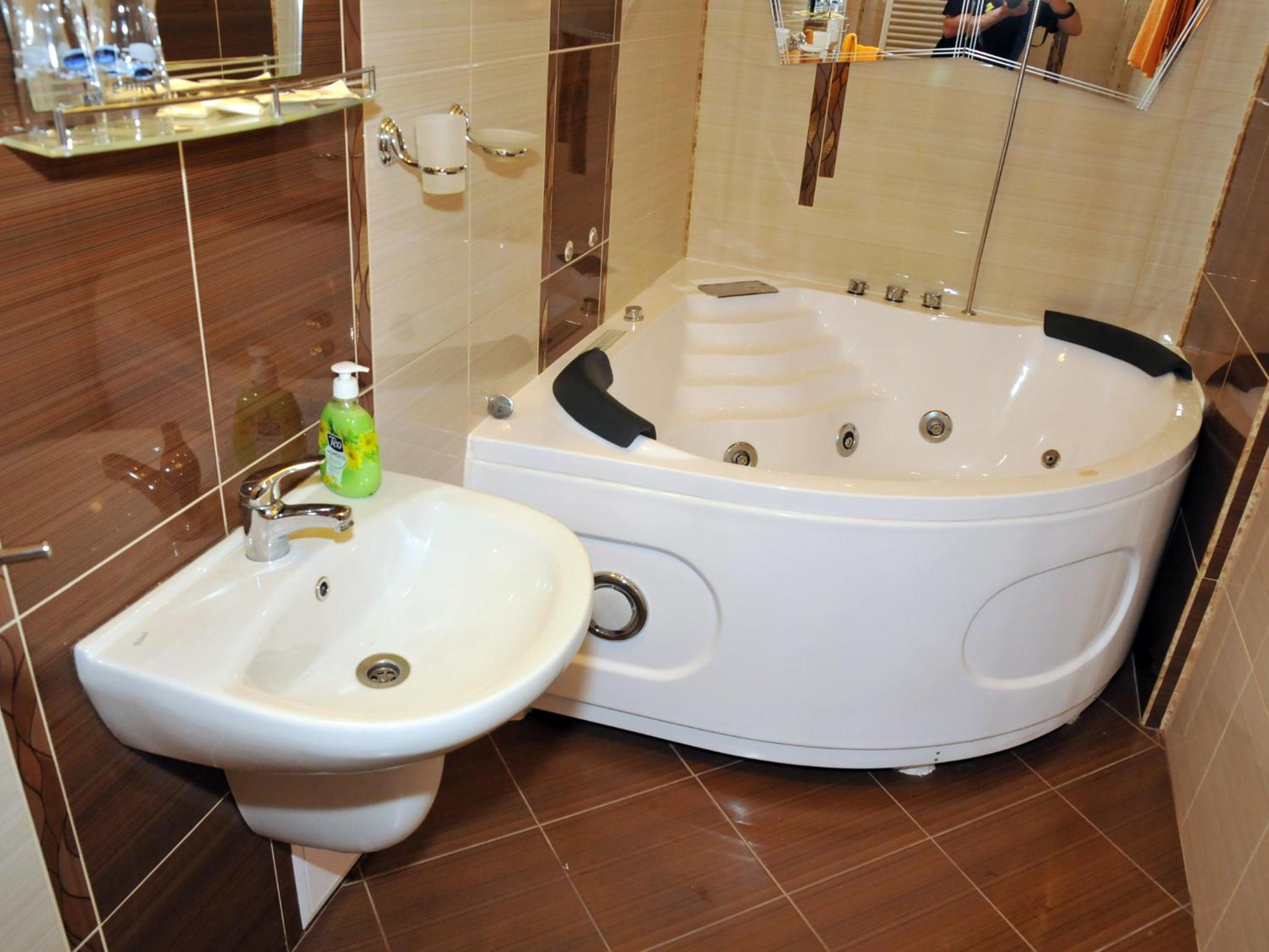 Studio with Spa Bath photo 3