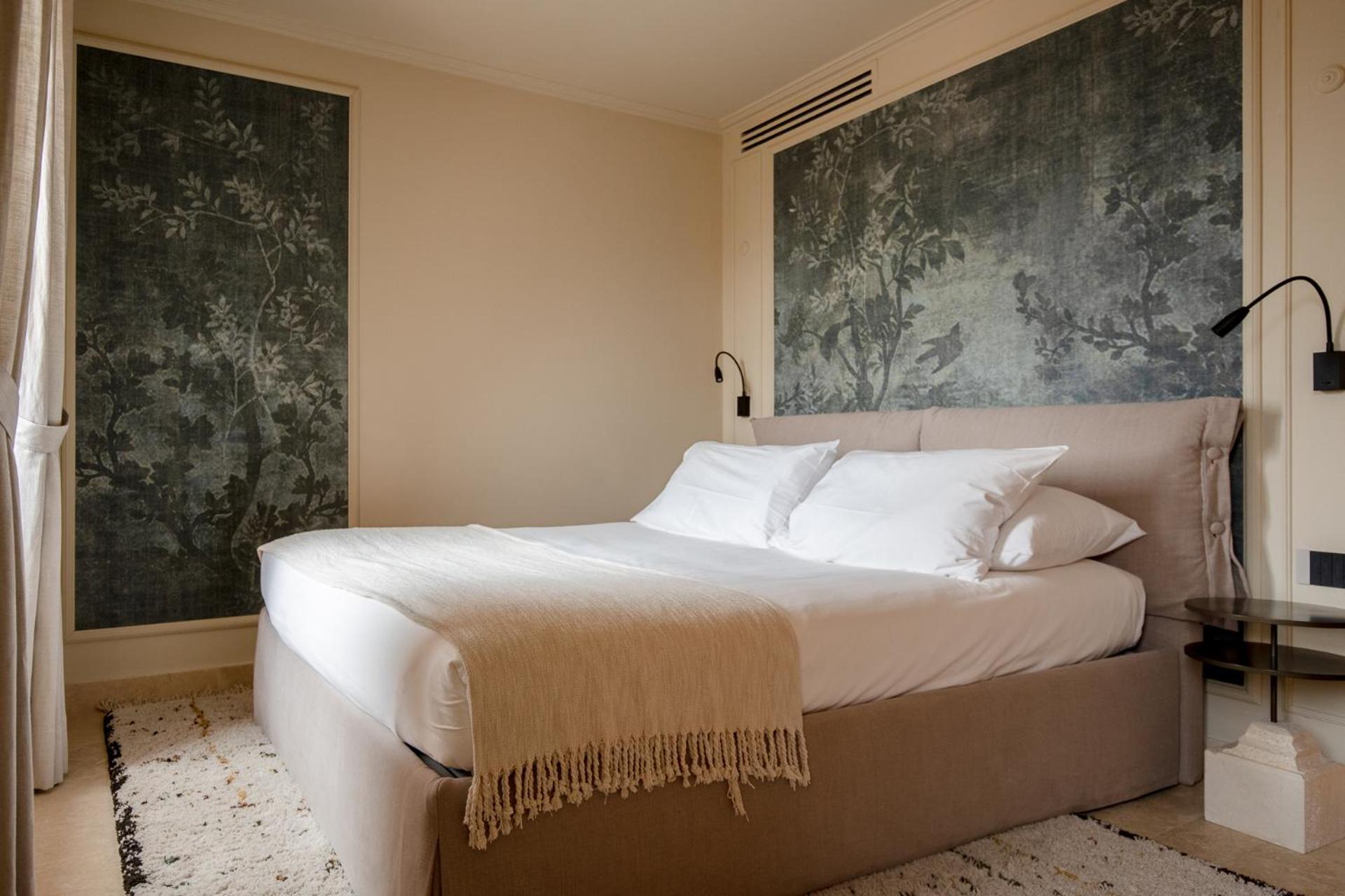 Deluxe Double Room - Photo 3