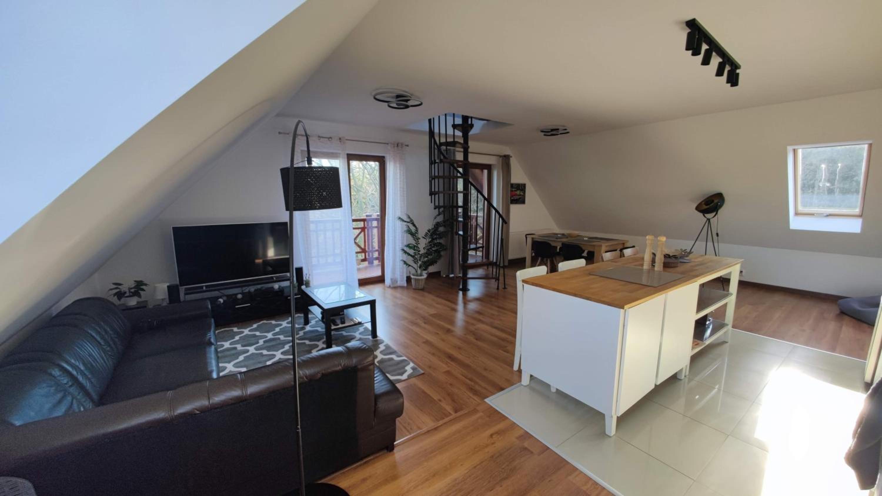 Three-Bedroom Apartment - Photo 66