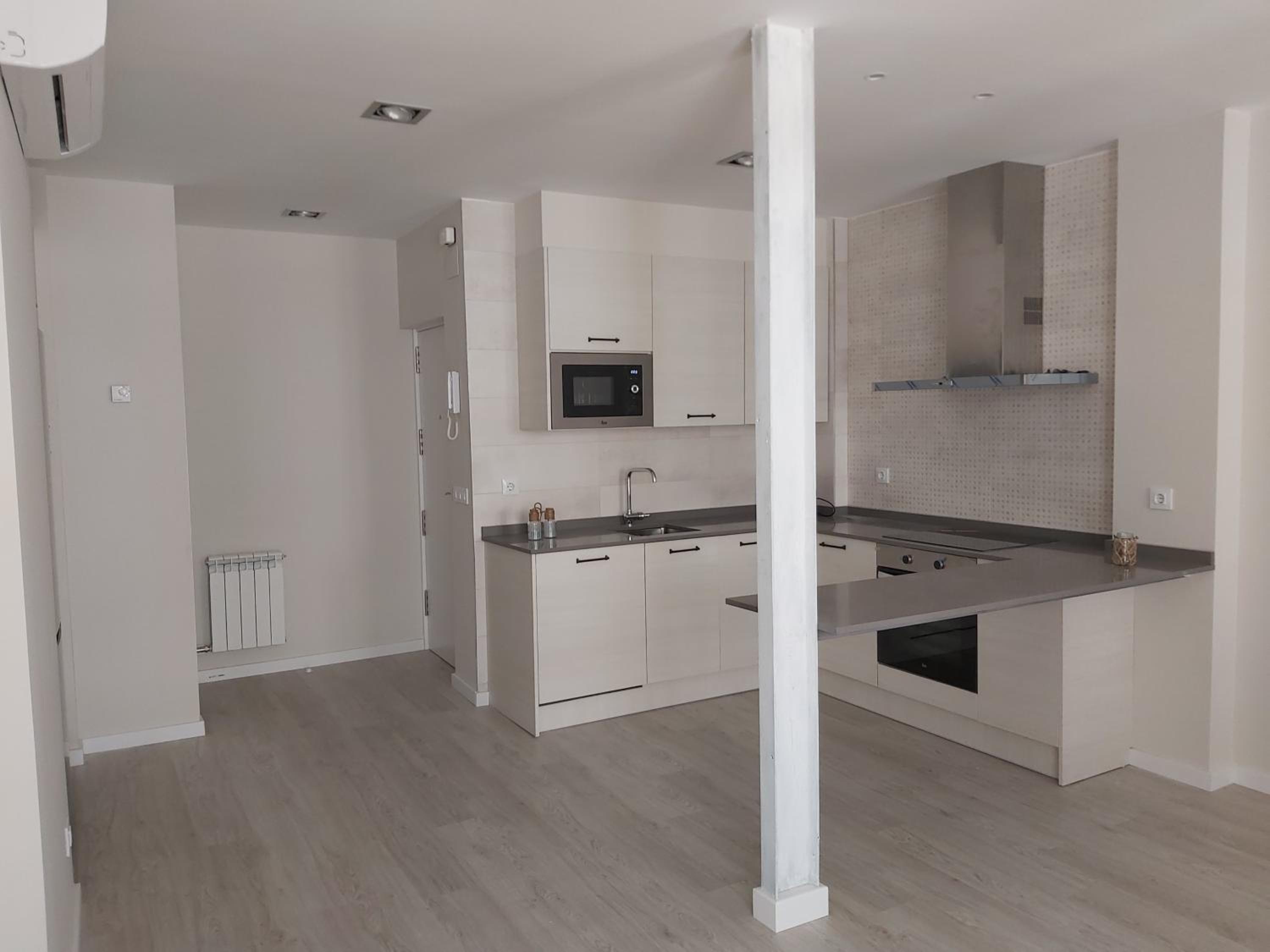 Apartment - Photo 8
