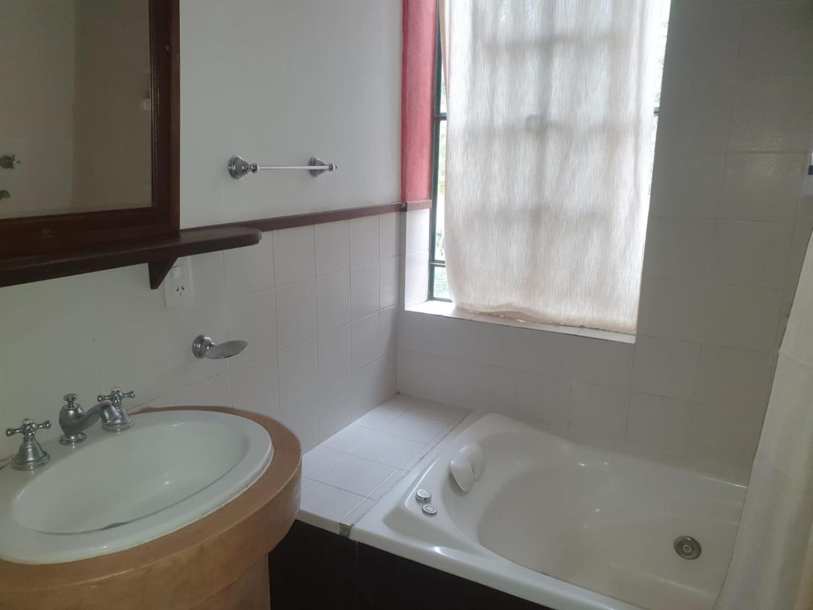 Deluxe Triple Room photo 2