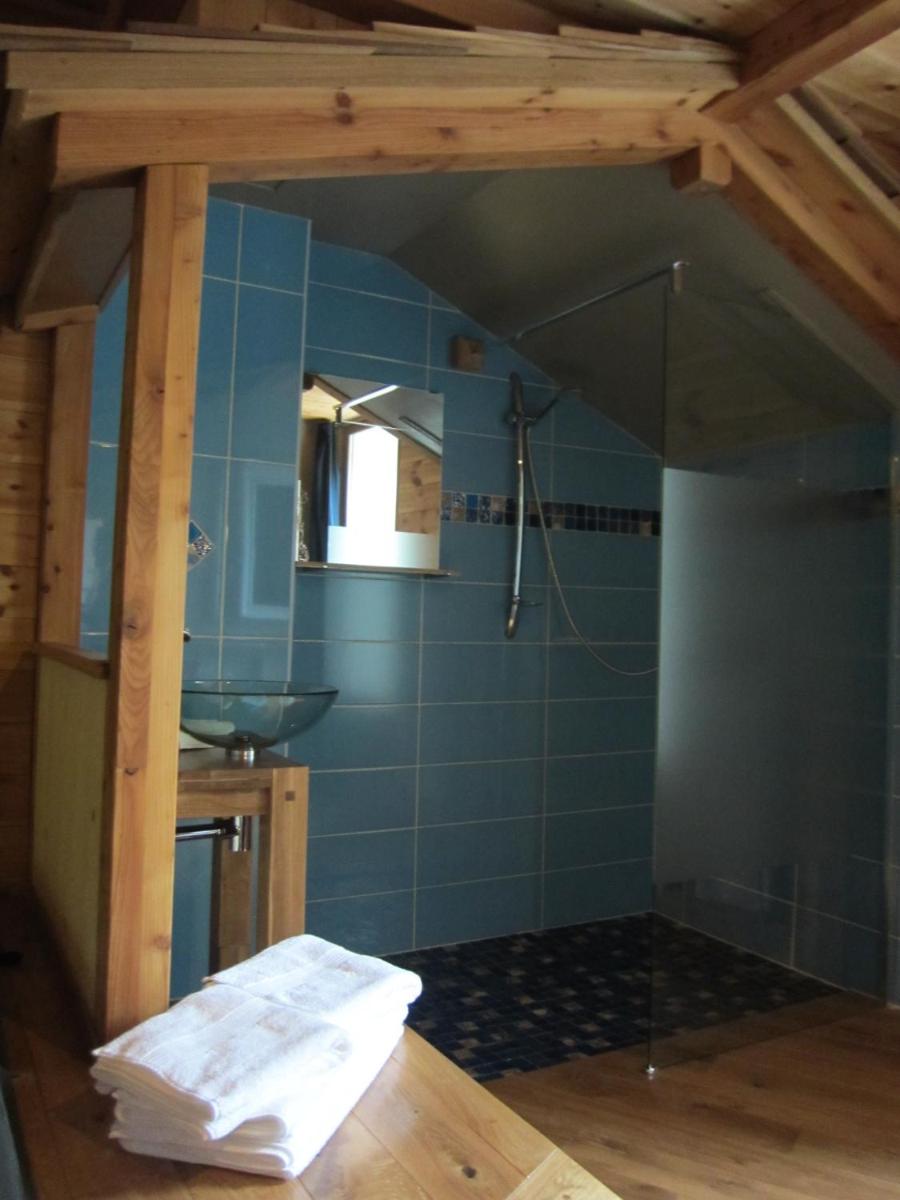 Double Room with Spa Bath - Photo 4
