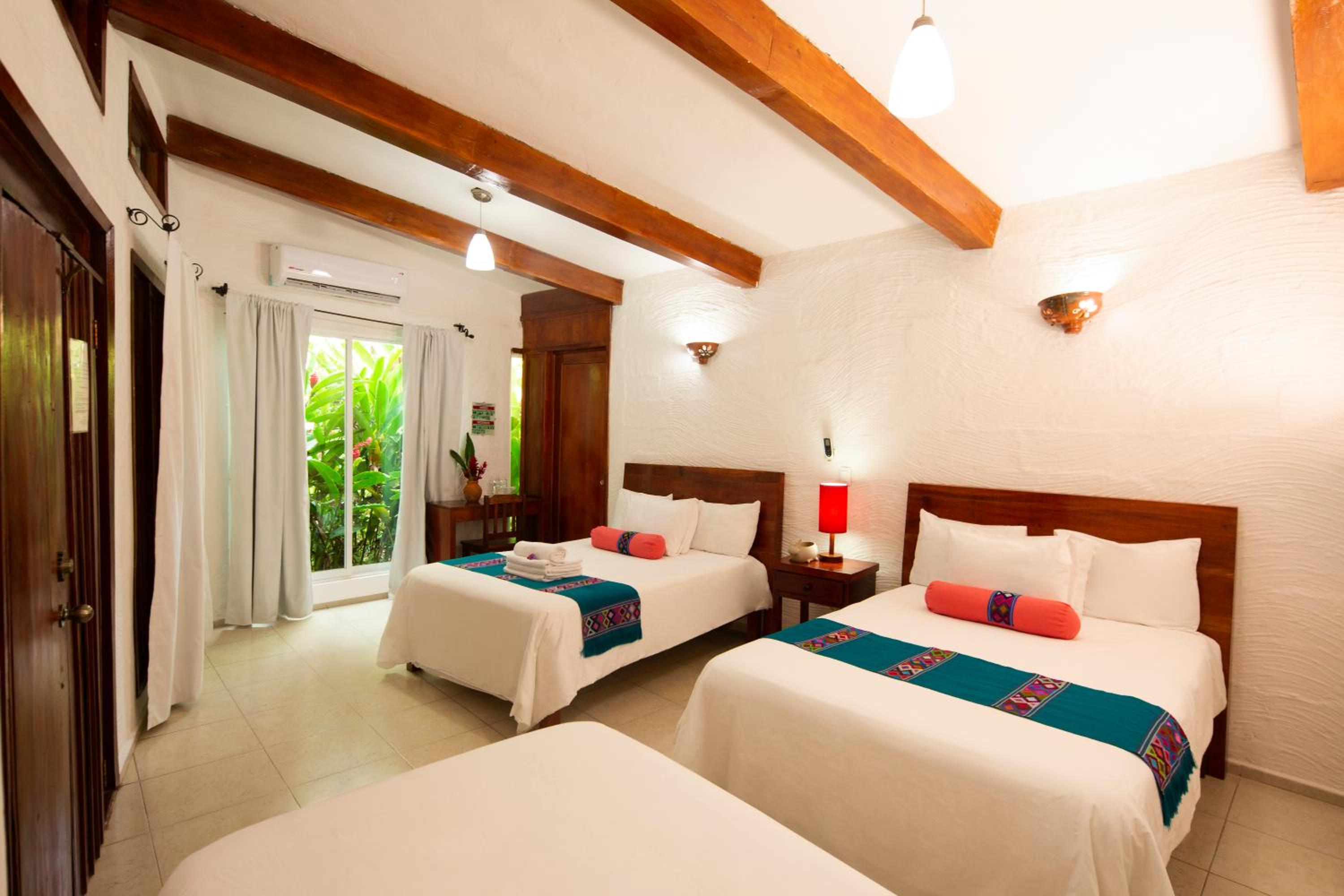 Quintuple Room (5 Adults) - Photo 3