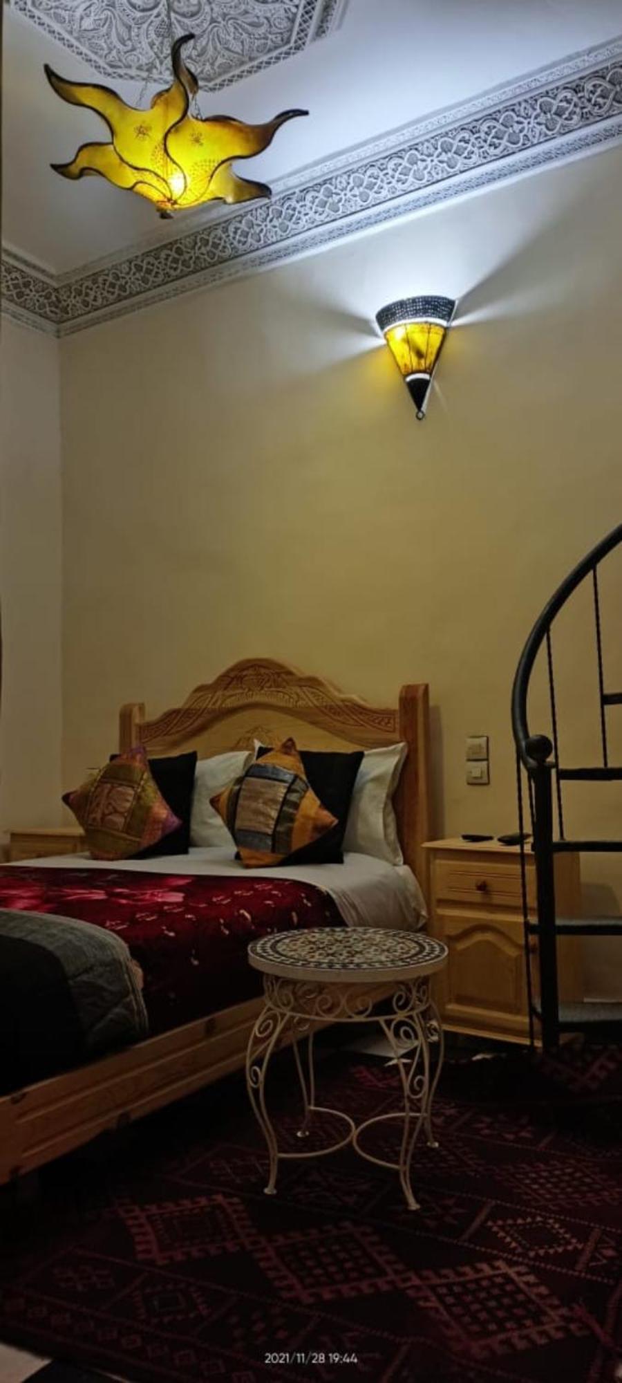 Double Room with Private Bathroom - Photo 54