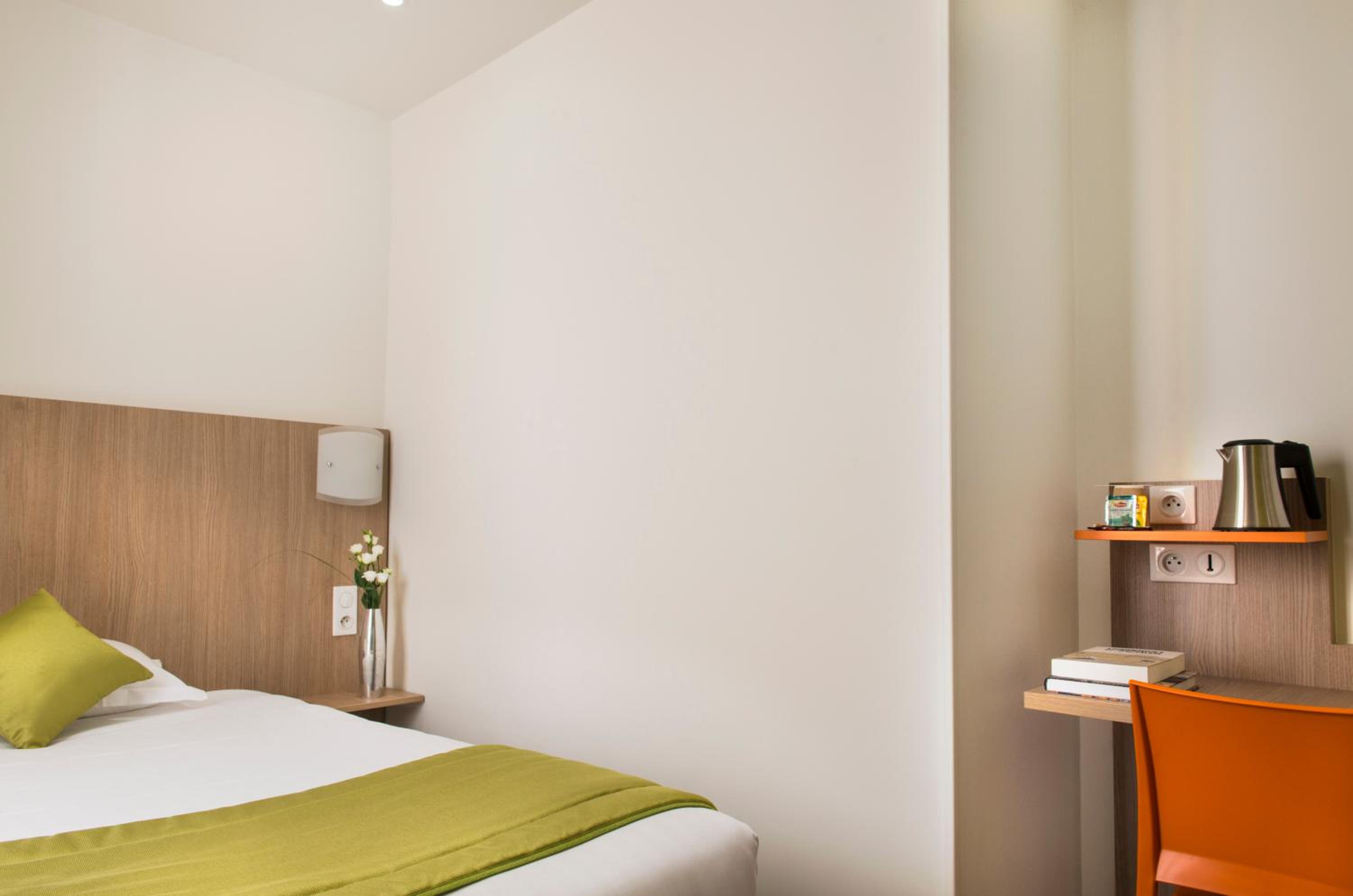 Single Room photo 2