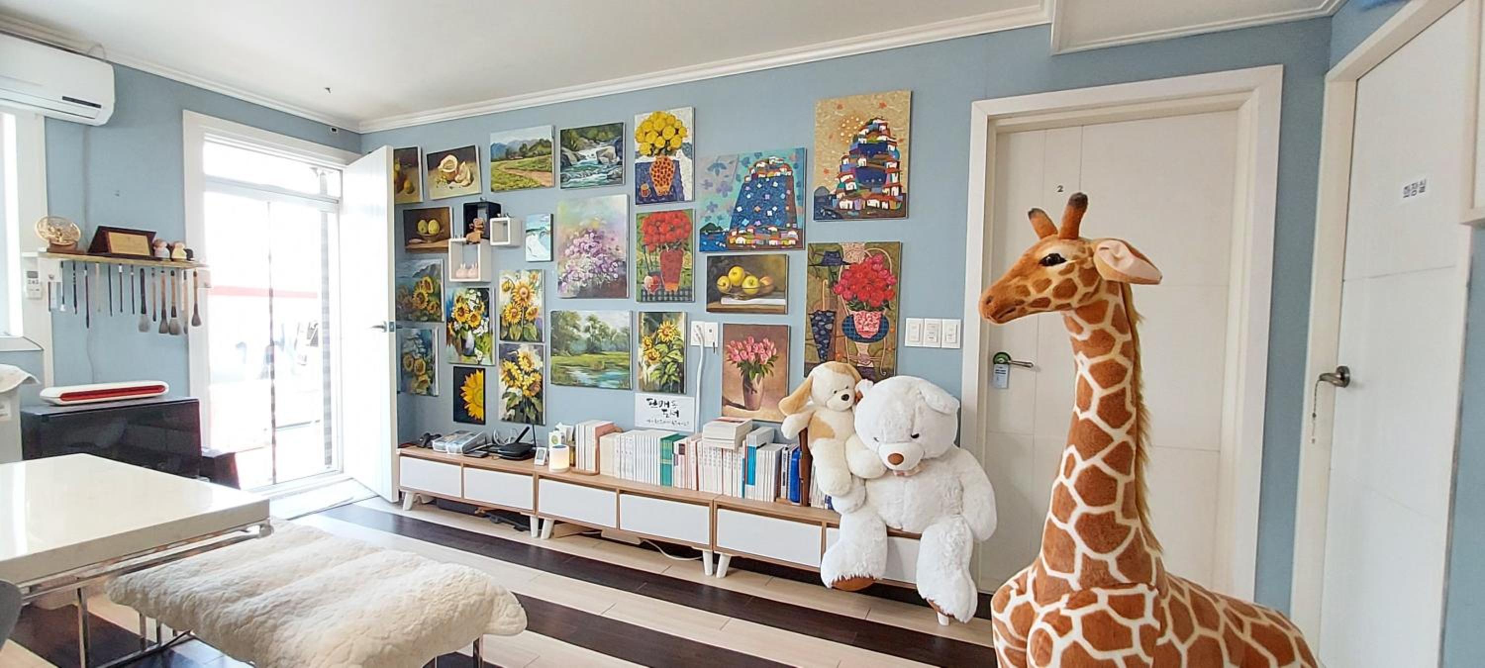 Two-Bedroom House - Photo 28