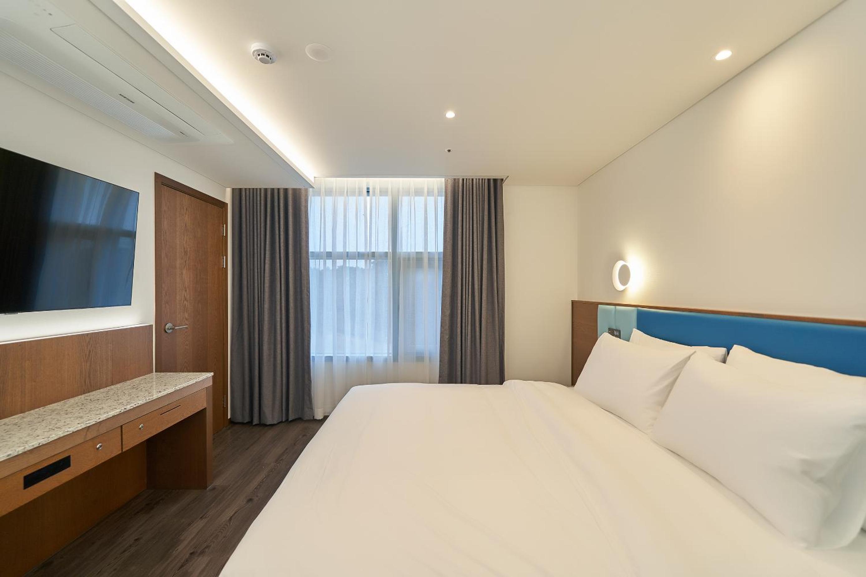Cabin Room - Photo 4