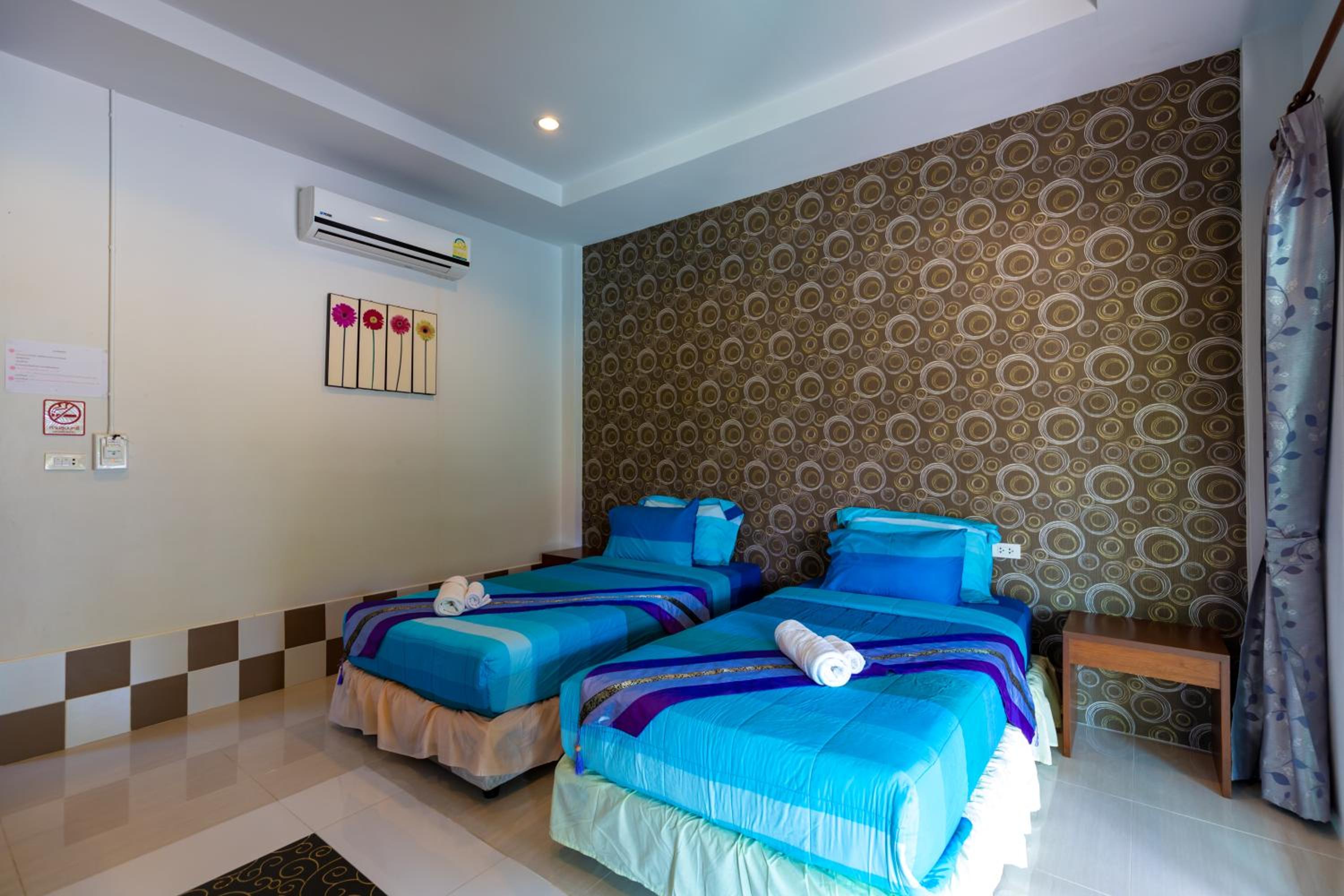 Superior Twin Room - Photo 6