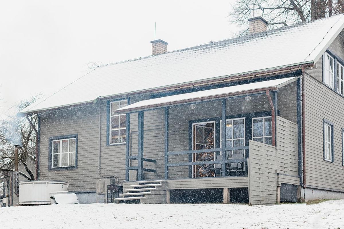 Four-Bedroom House - Photo 12