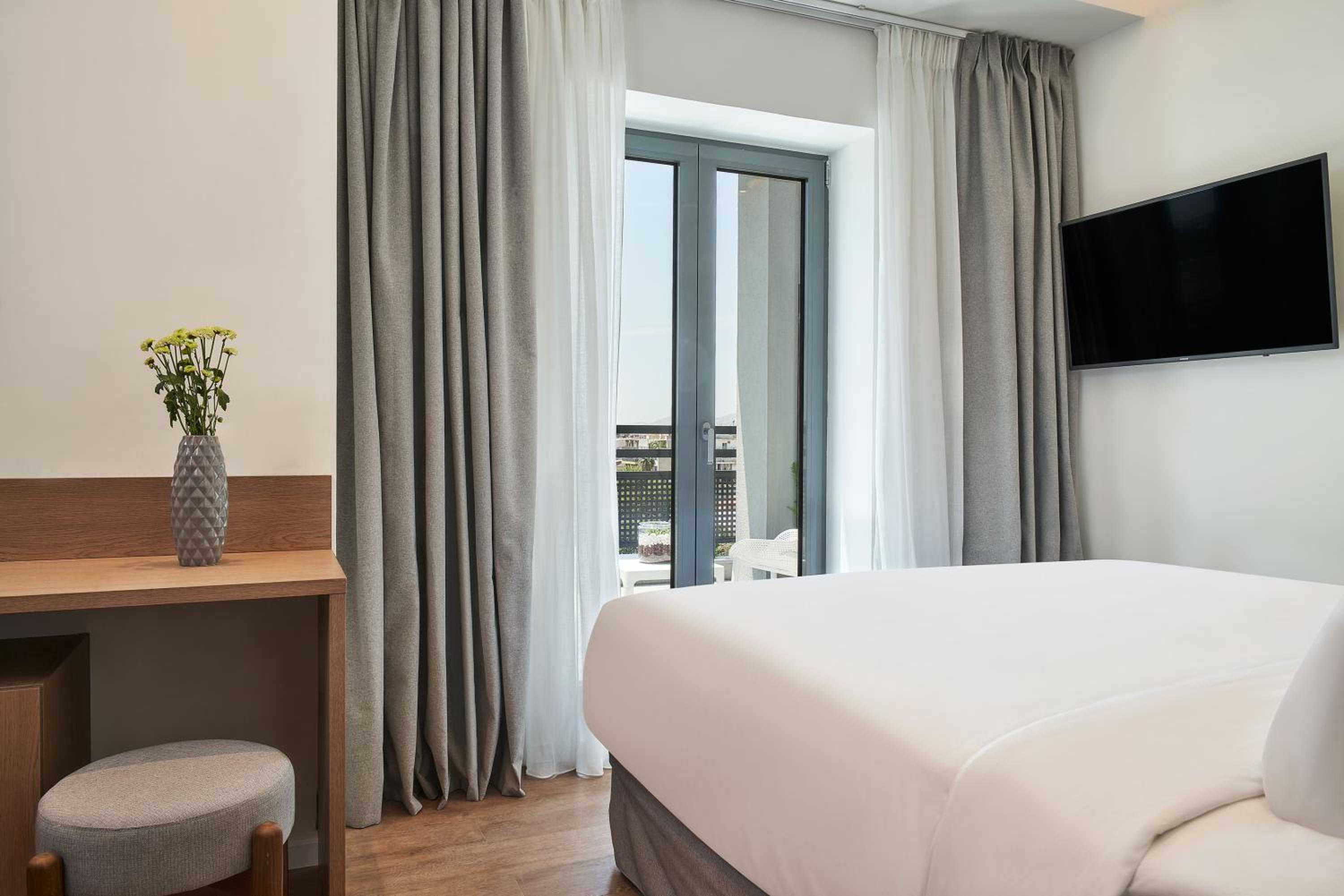 Deluxe Room Veranda