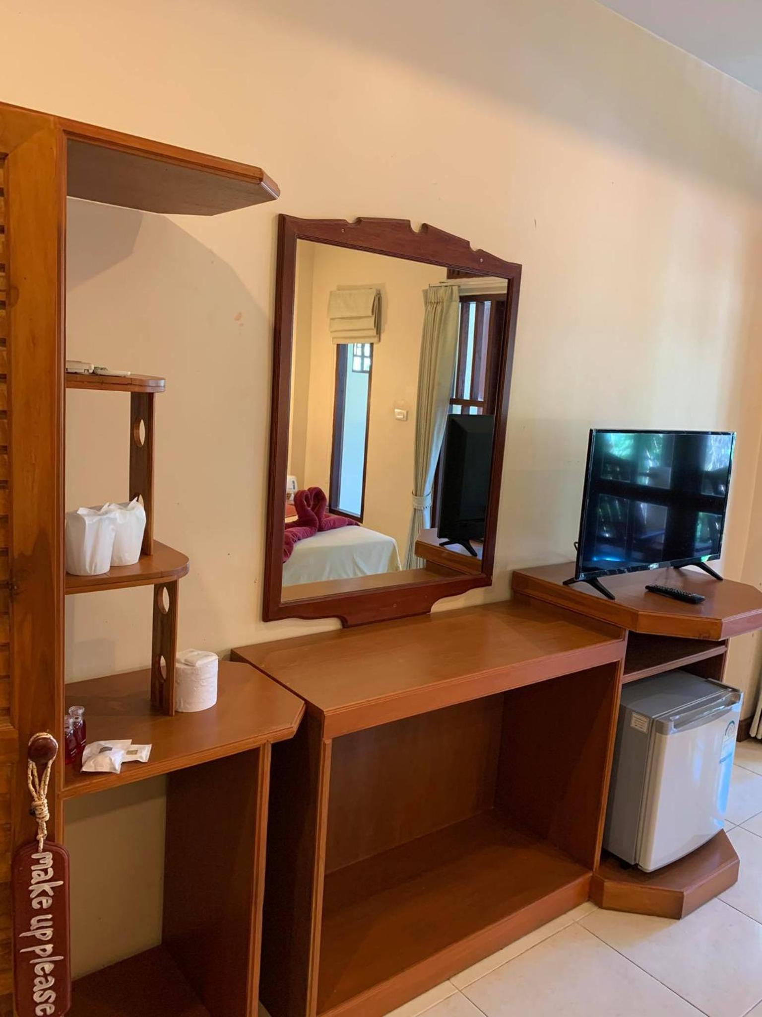 Superior Deluxe Double or Twin Room photo 3