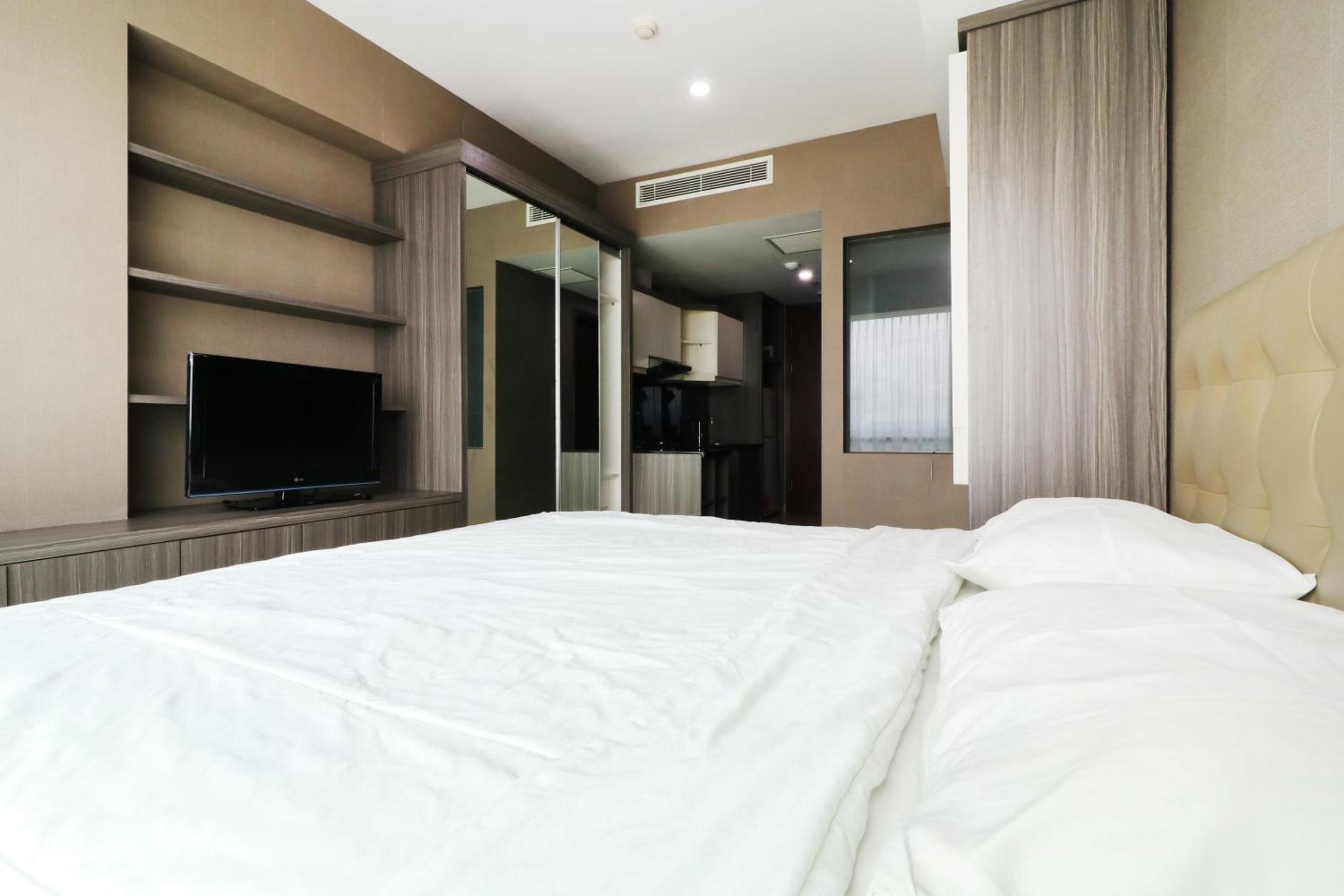 Two-Bedroom Apartment - Photo 13