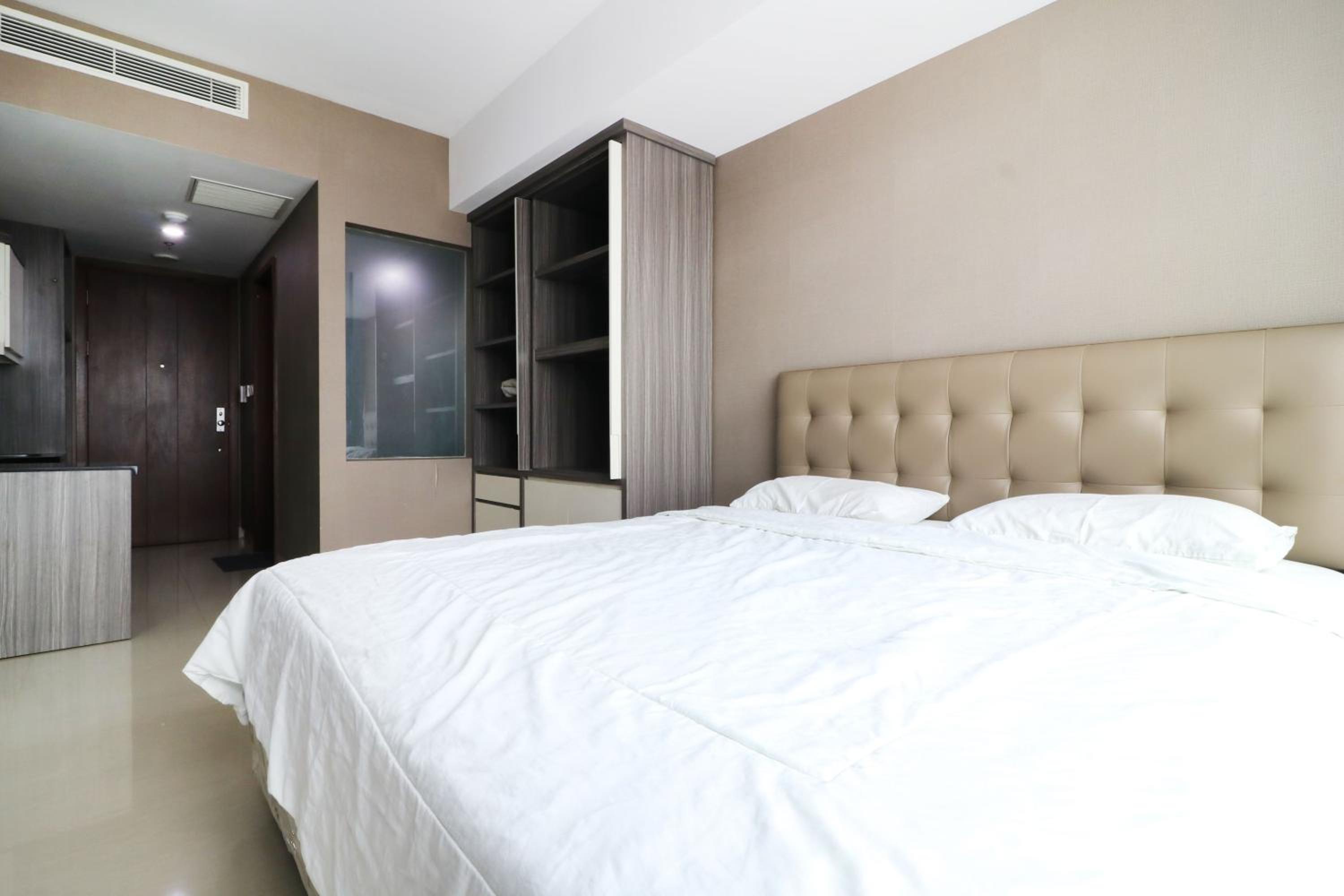 Two-Bedroom Apartment - Photo 14