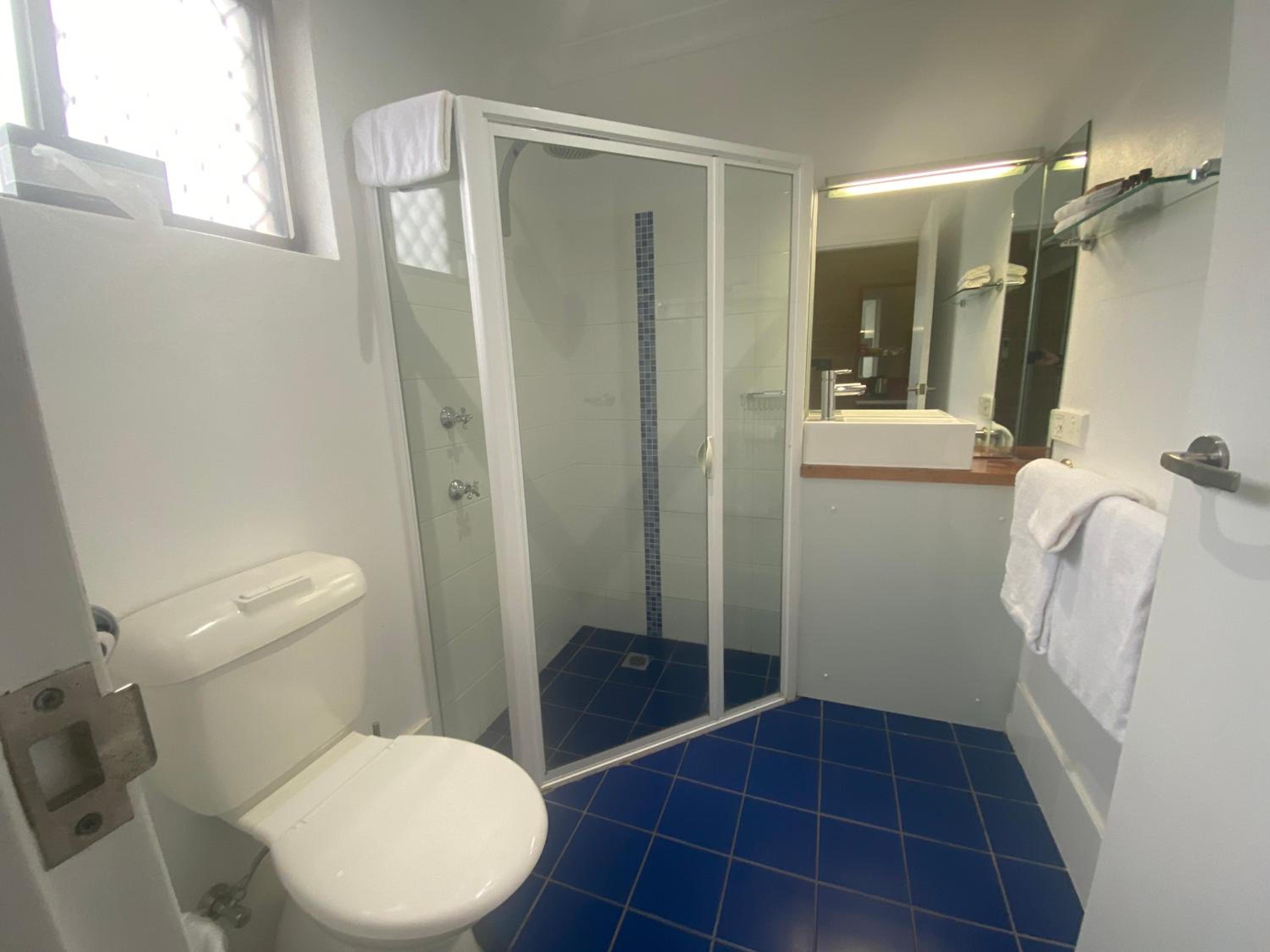 Premier King Room photo 3