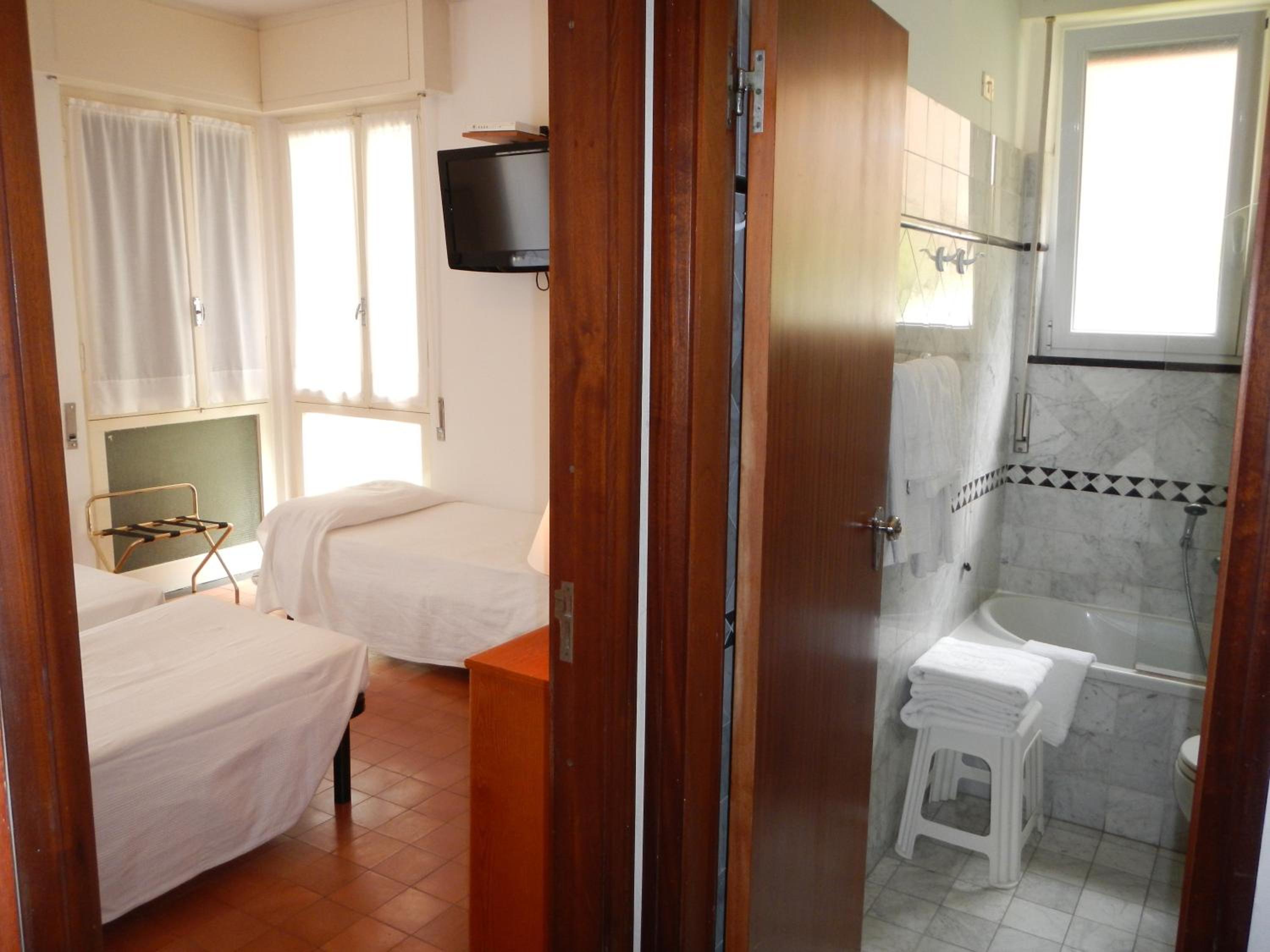 Budget Triple Room photo 1