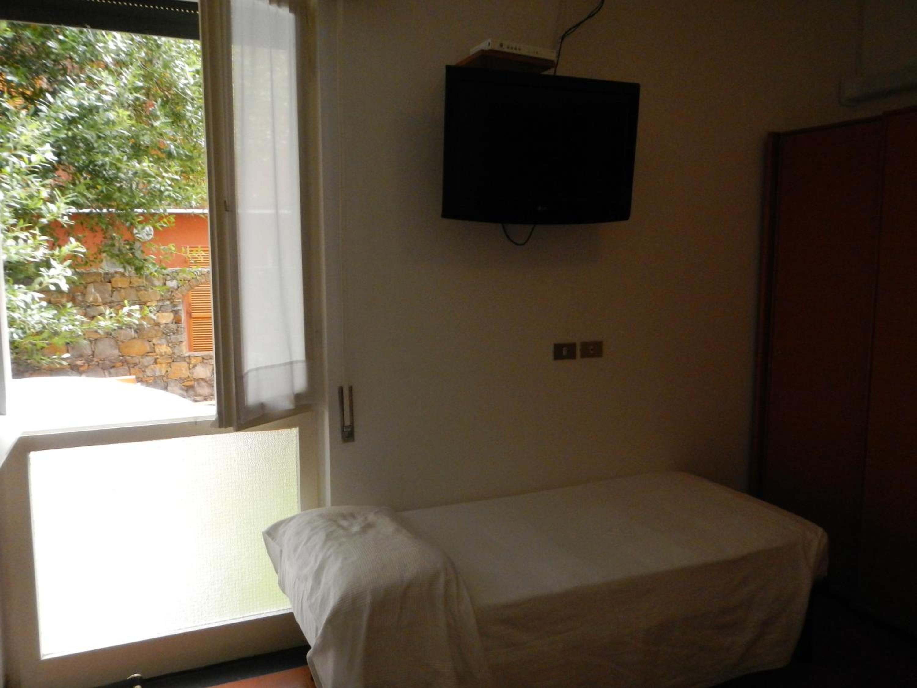 Budget Triple Room