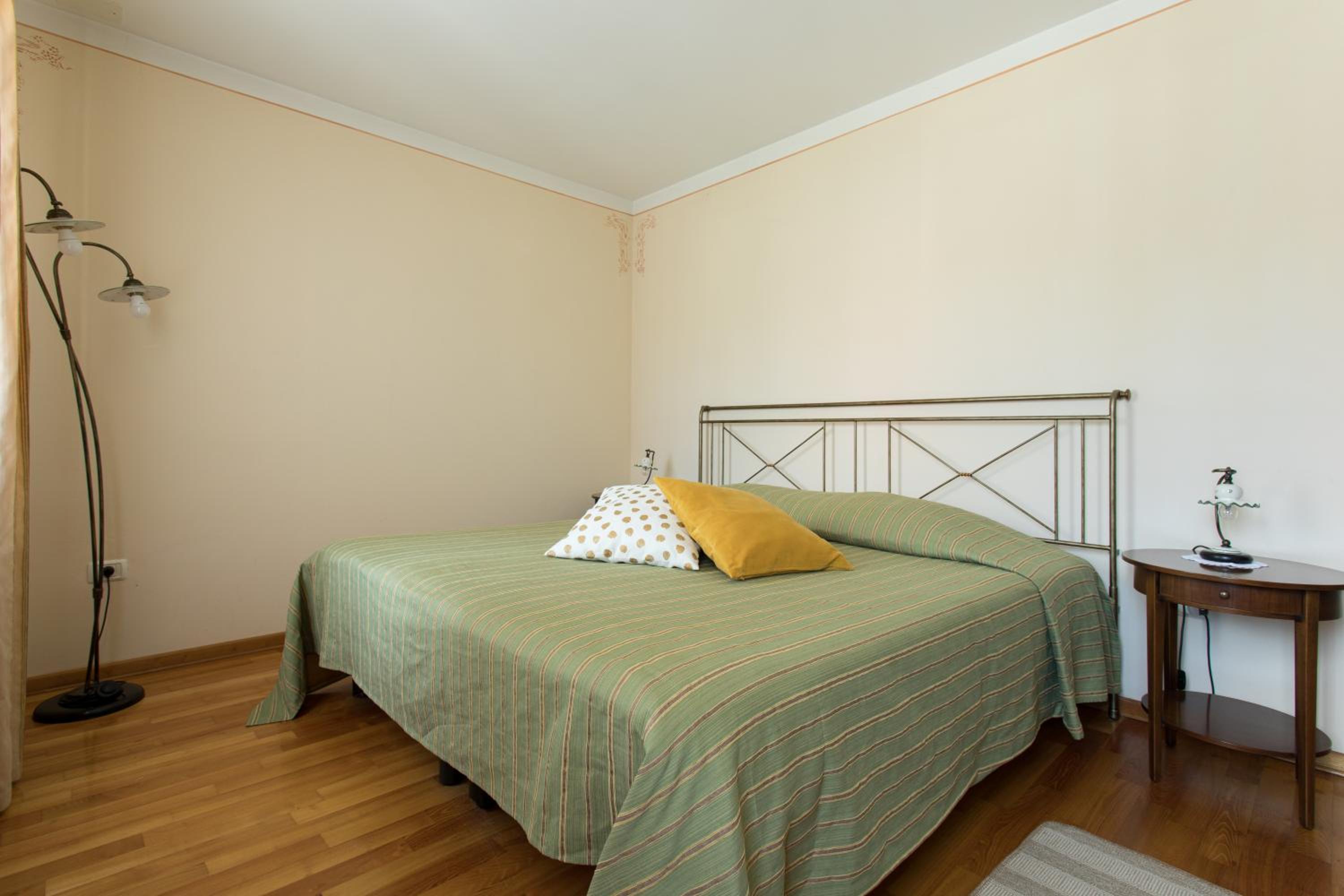 Double Room - Photo 2