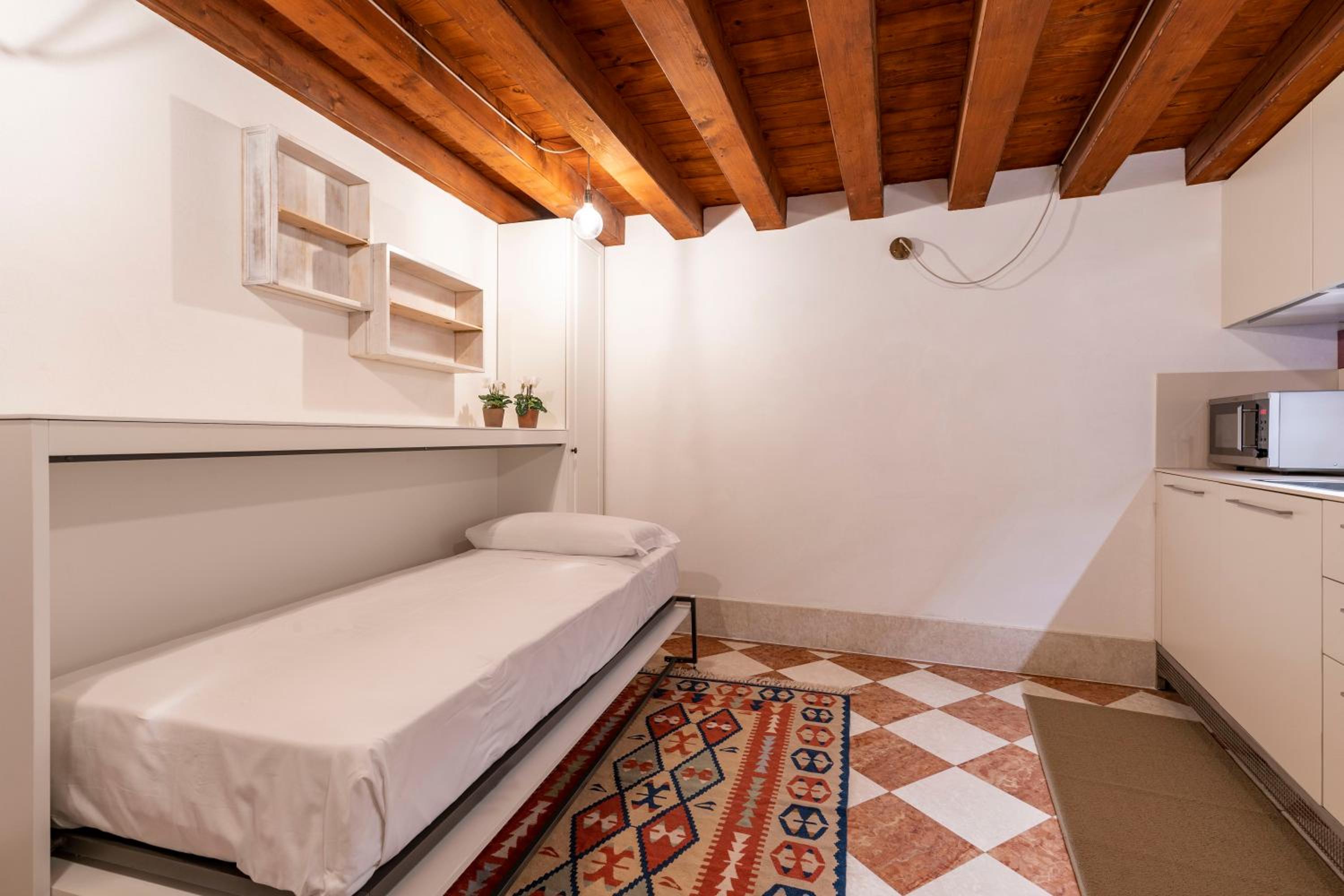 Apartment with Terrace photo 1