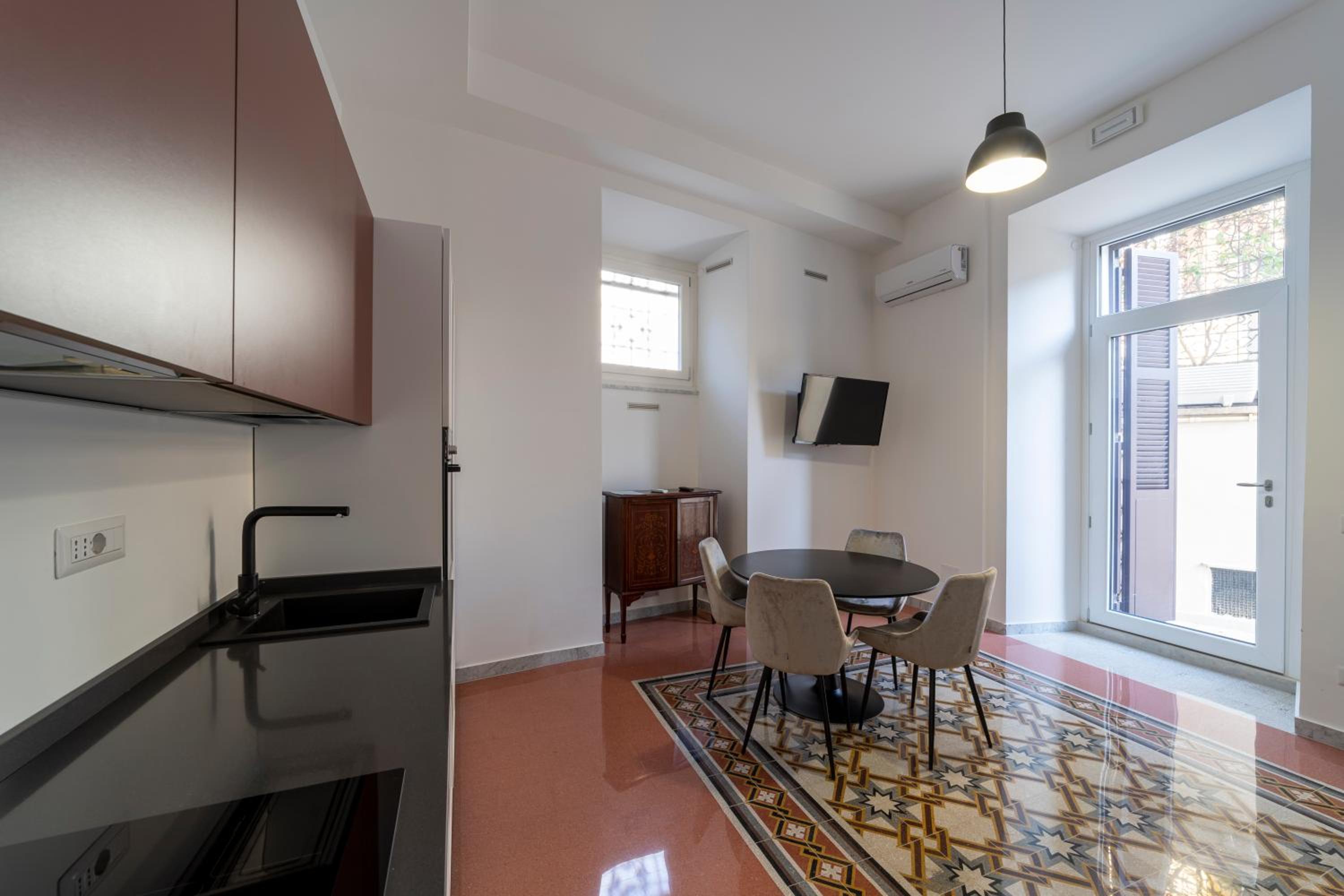 One-Bedroom House photo 3