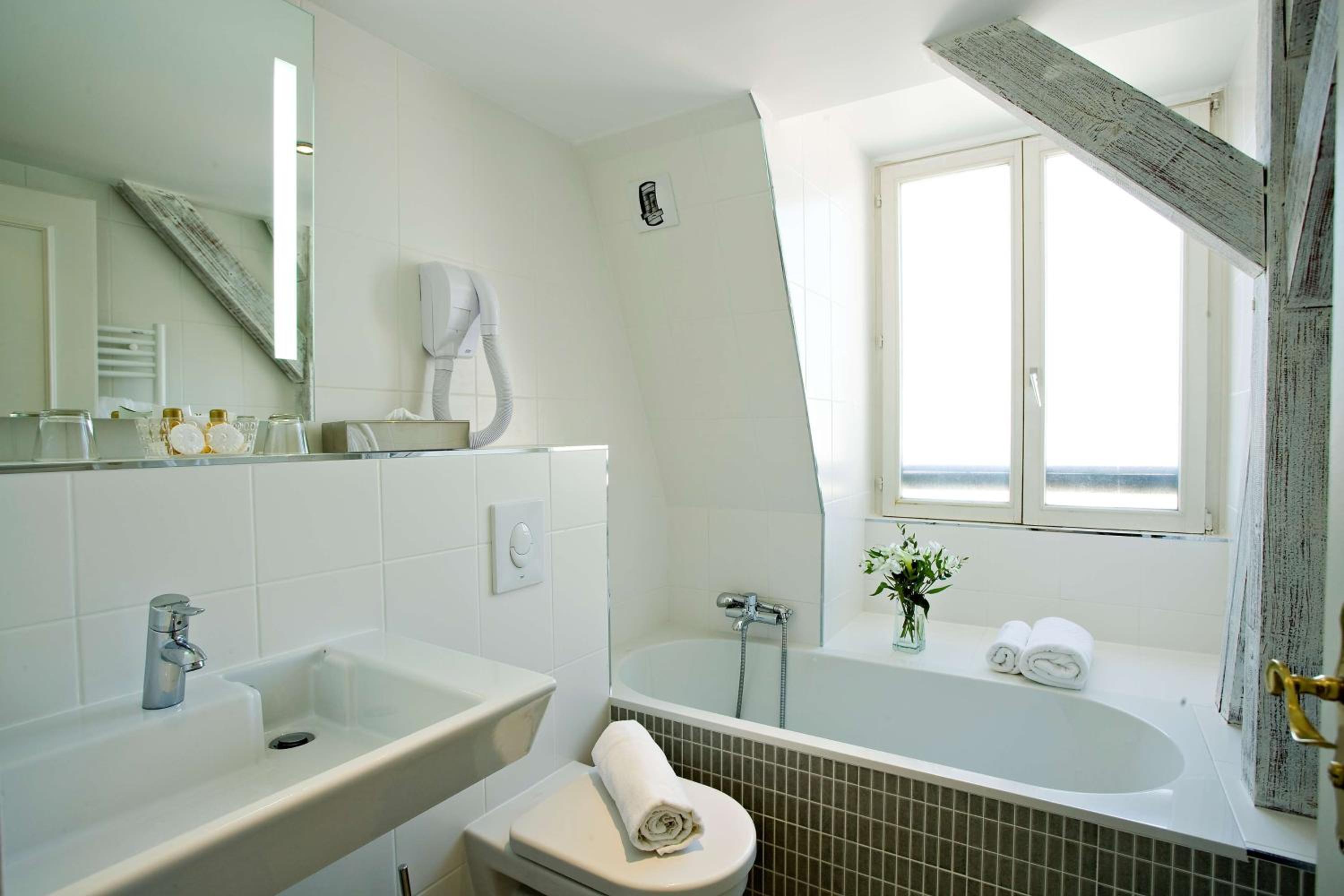 Superior Twin Room - Photo 2