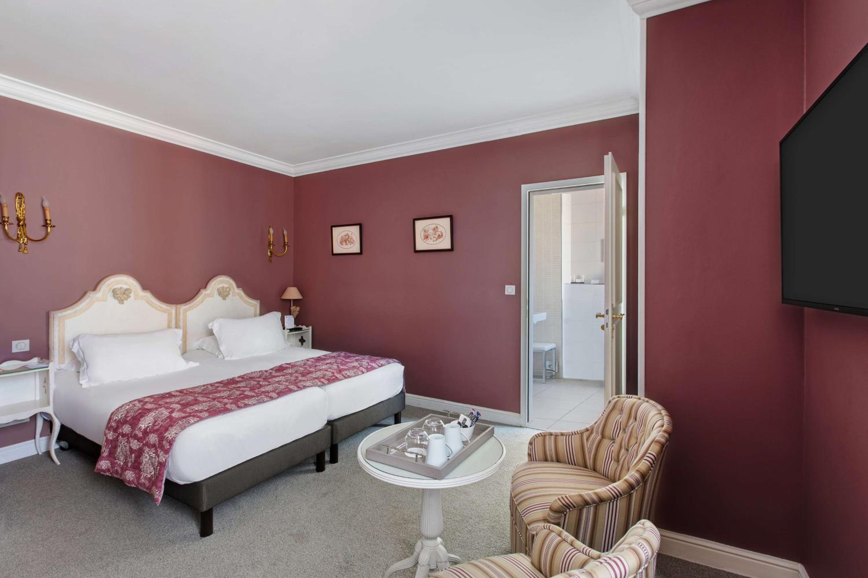 Superior Twin Room - Photo 4