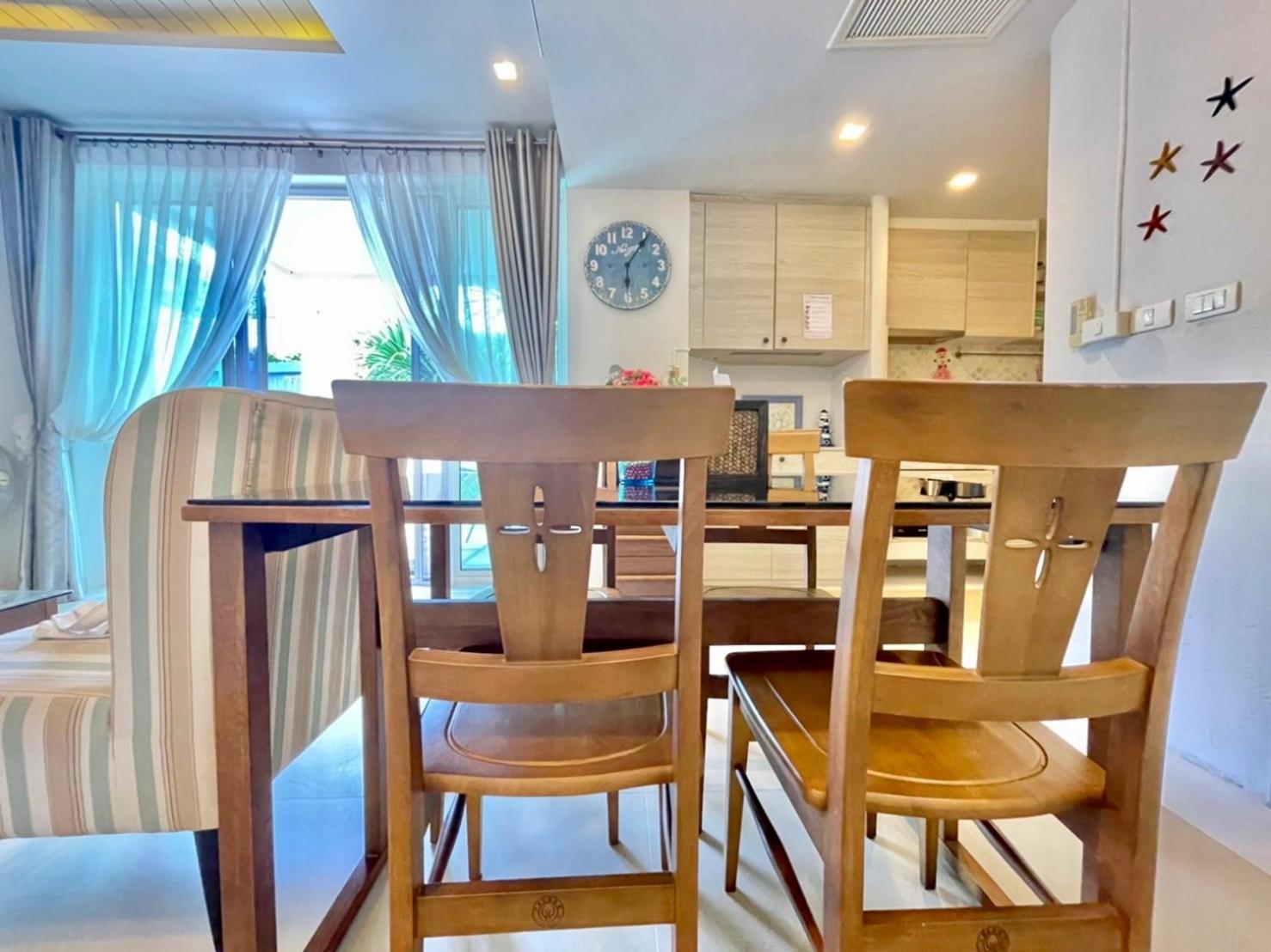 Apartment with Garden View - Photo 5